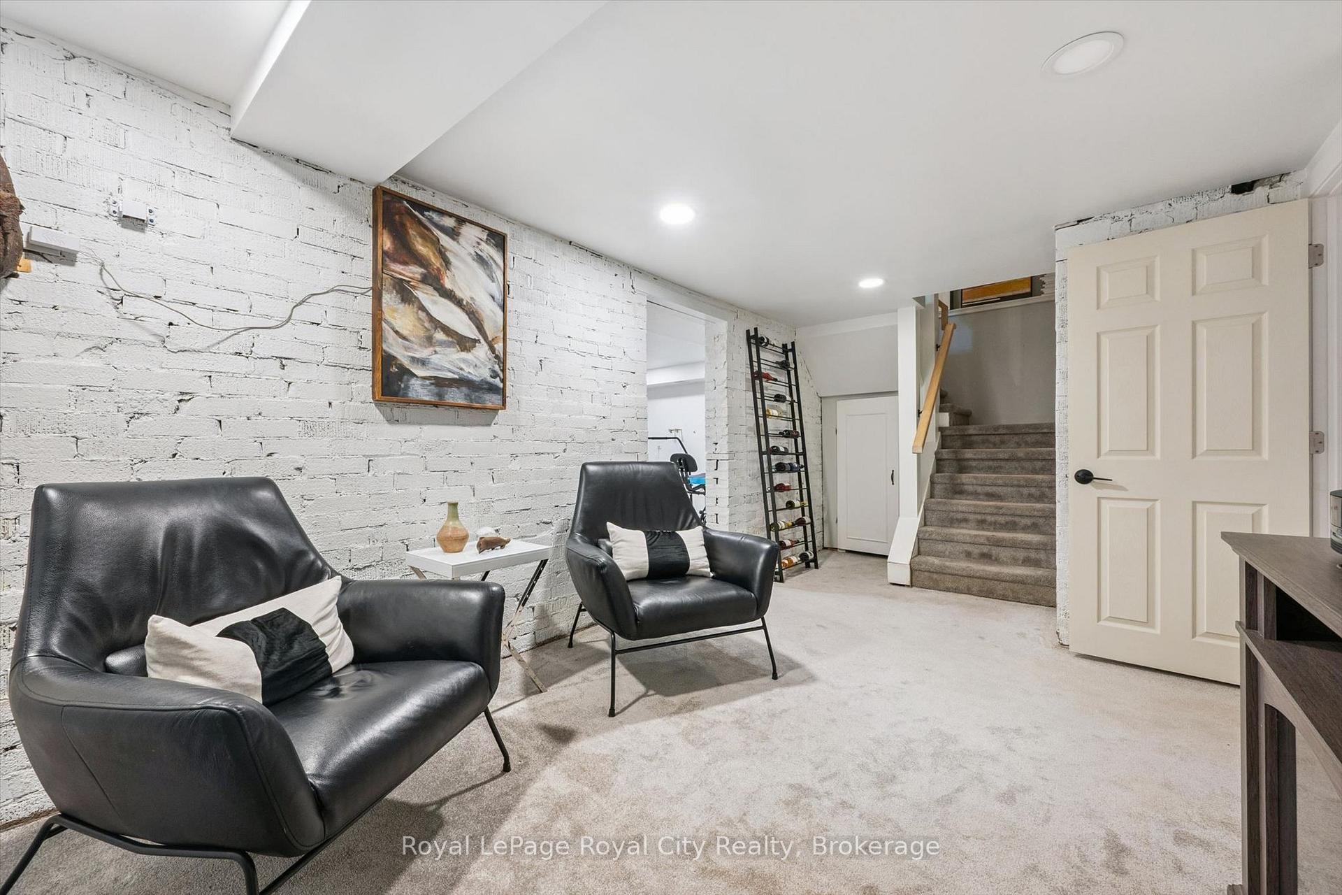 Photo 23 of 1 Barber Avenue, Guelph, Exhibition Park — HOMEH