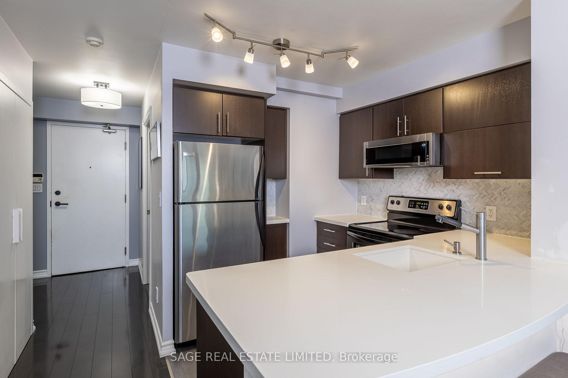 Photo 11 of Unit 502, 120 Dalliomore Circle, North York, Banbury-Don Mills — HOMEH