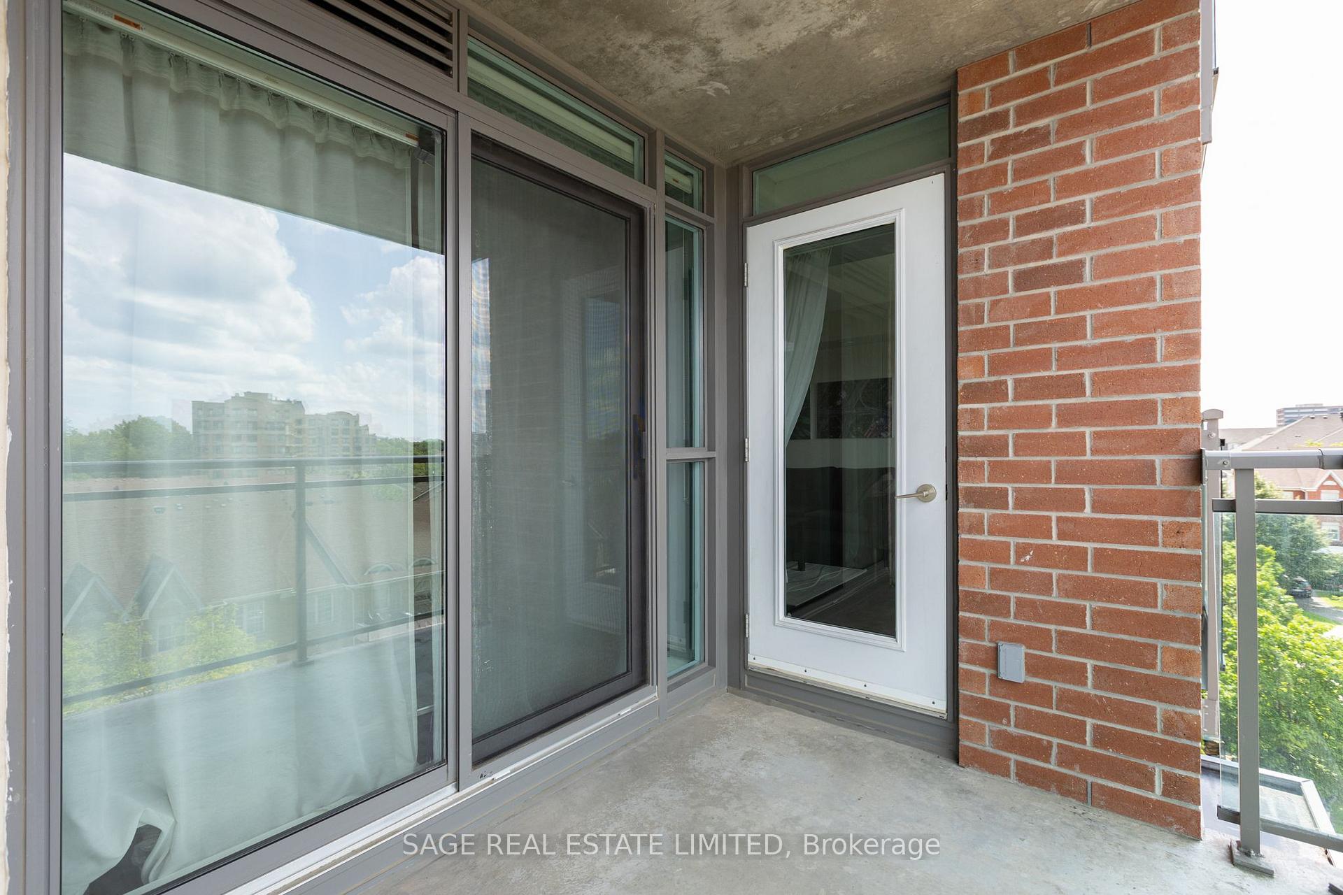 Photo 15 of Unit 502, 120 Dalliomore Circle, North York, Banbury-Don Mills — HOMEH