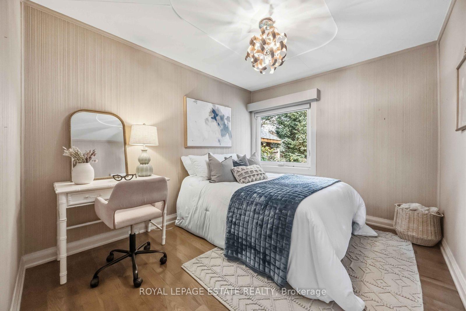 Photo 7 of 47 Harding Boulevard, Scarborough, Birchcliffe-Cliffside — HOMEH
