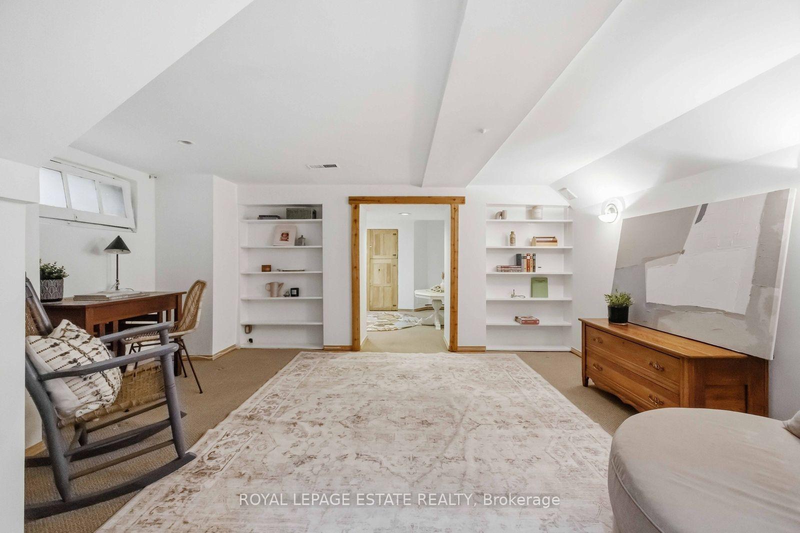 Photo 15 of 47 Harding Boulevard, Scarborough, Birchcliffe-Cliffside — HOMEH
