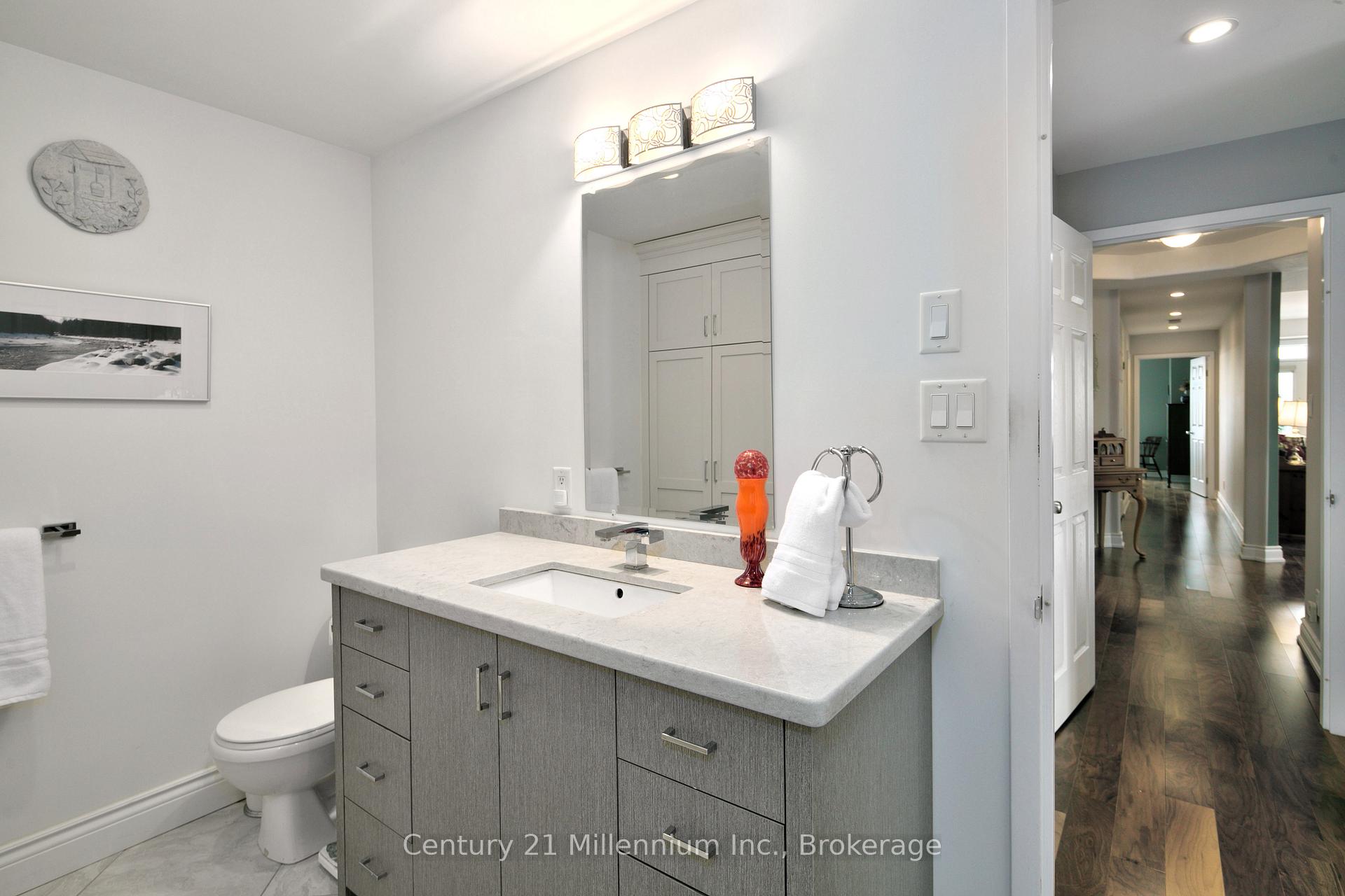 Photo 22 of Unit 407, 10 Bay Street E, Blue Mountains — HOMEH