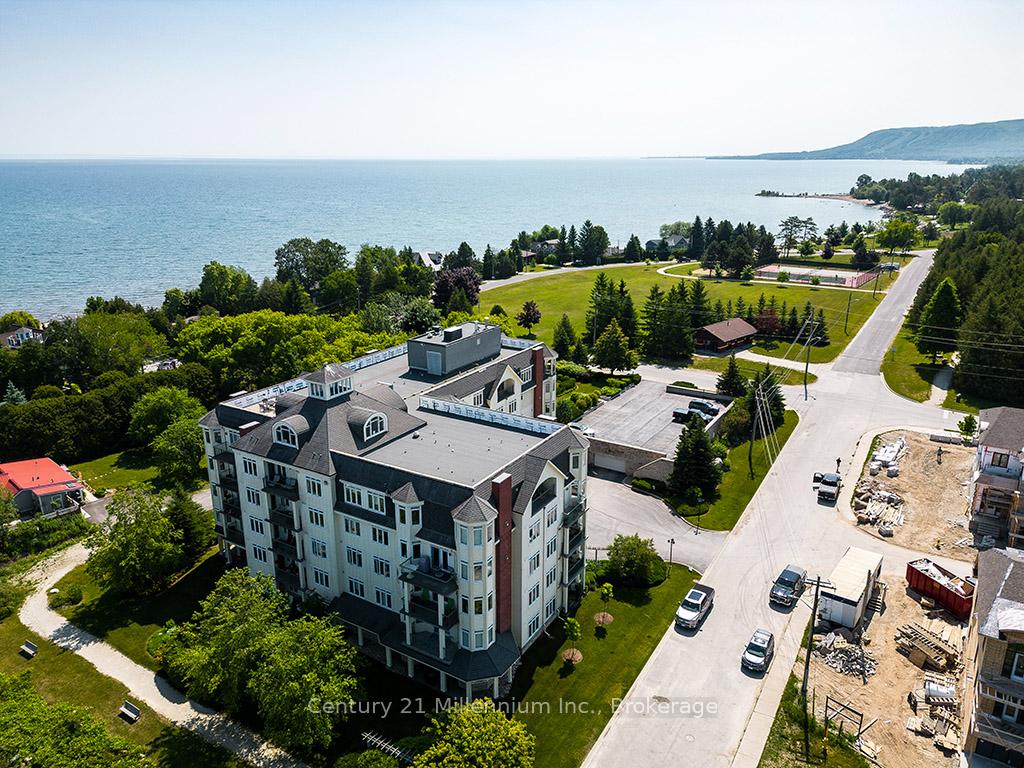 Photo 29 of Unit 407, 10 Bay Street E, Blue Mountains — HOMEH