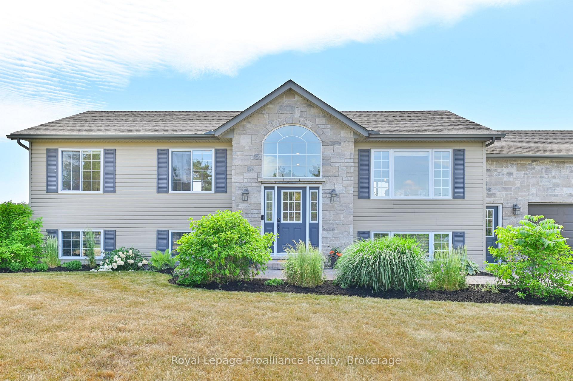 Photo 4 of 3471 County 3 Road, Prince Edward County, Ameliasburg Ward — HOMEH