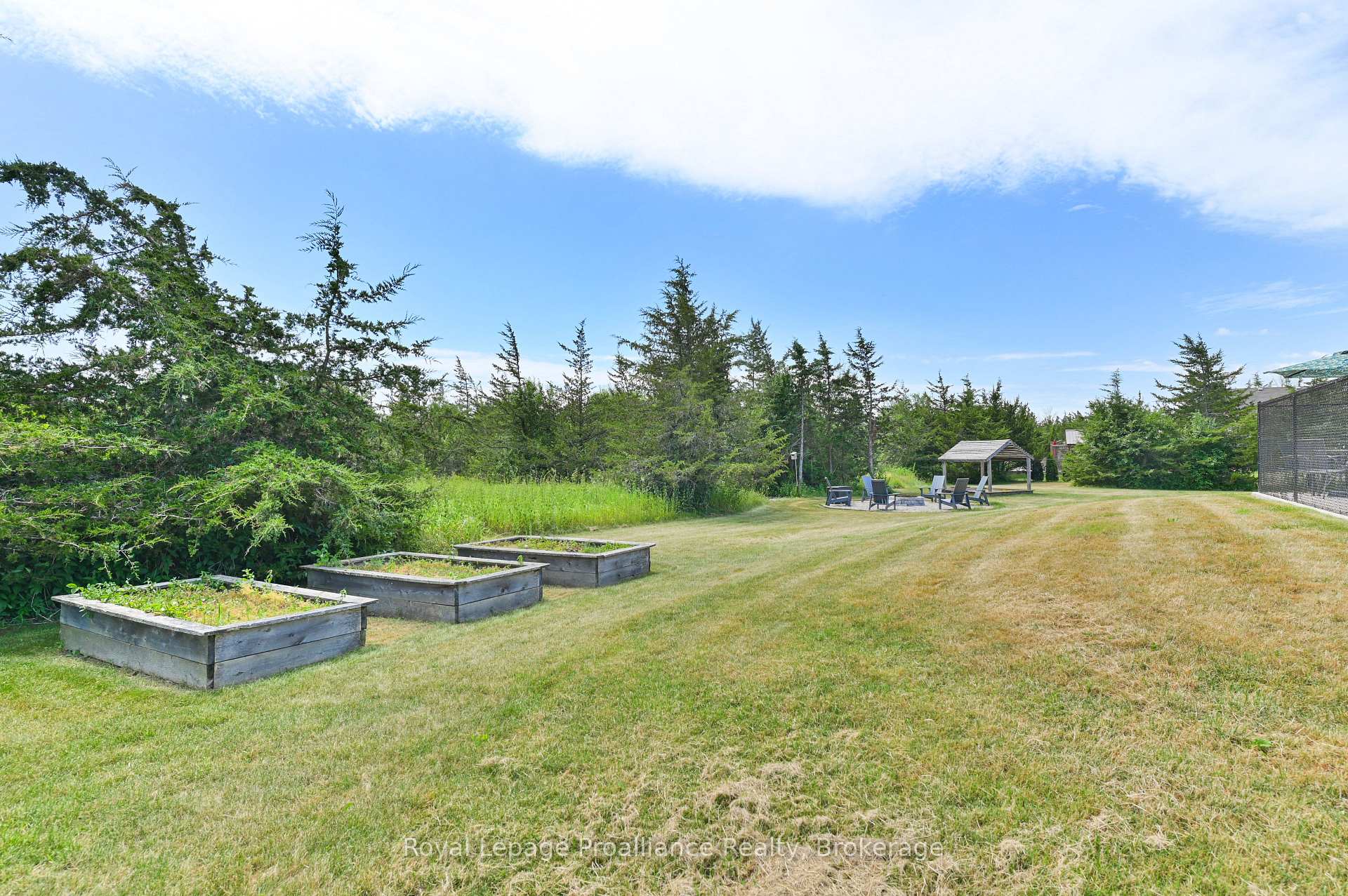 Photo 35 of 3471 County 3 Road, Prince Edward County, Ameliasburg Ward — HOMEH