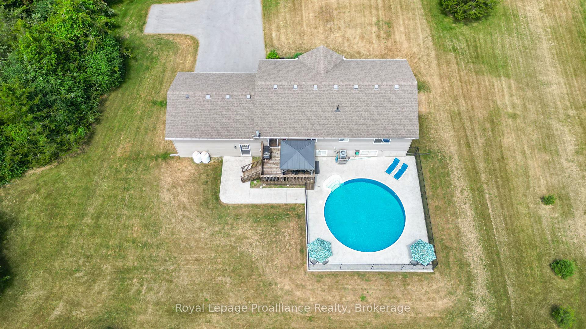 Photo 43 of 3471 County 3 Road, Prince Edward County, Ameliasburg Ward — HOMEH