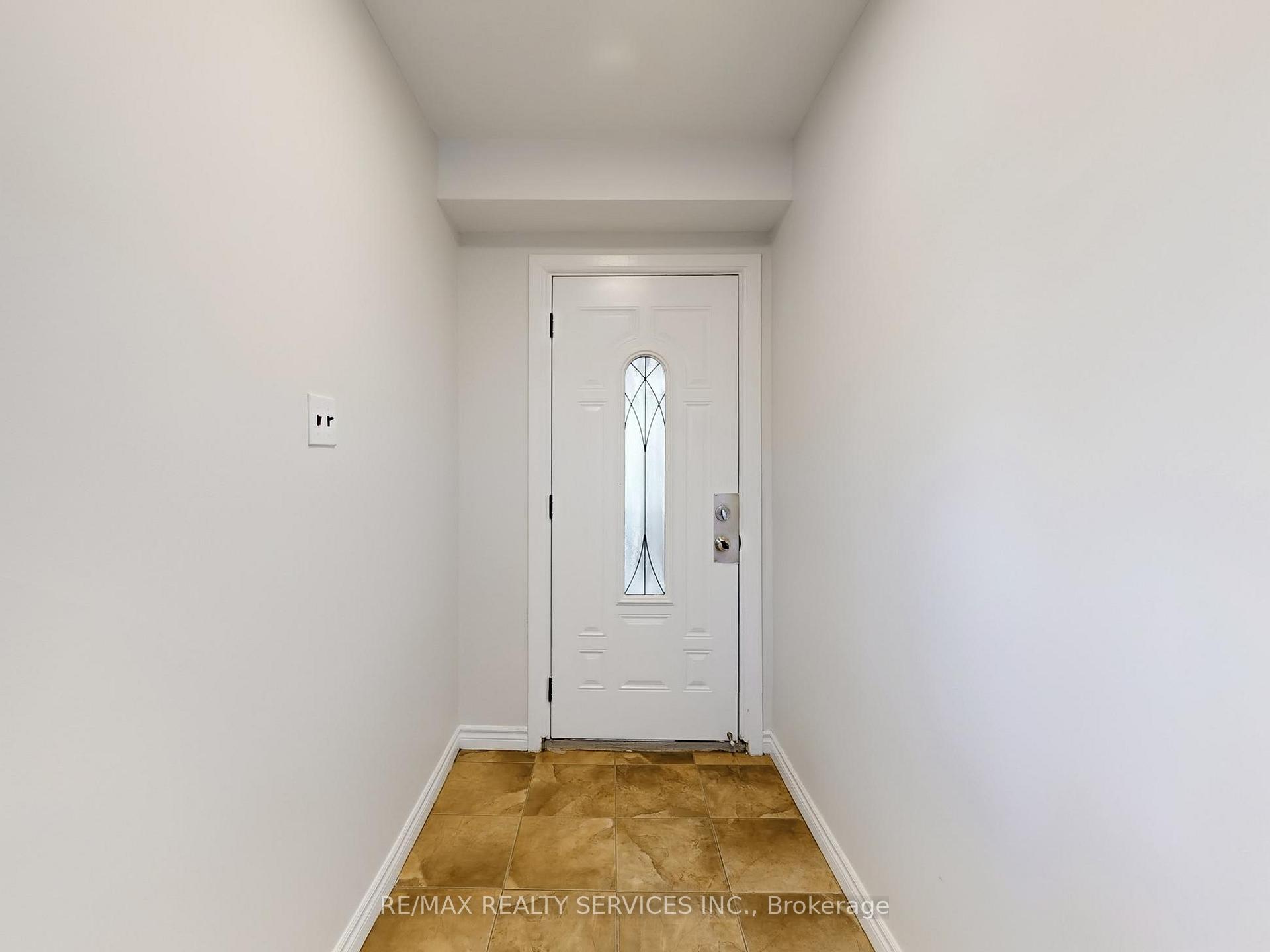 Photo 7 of 9 Glenridge Road, Brampton, Northgate — HOMEH