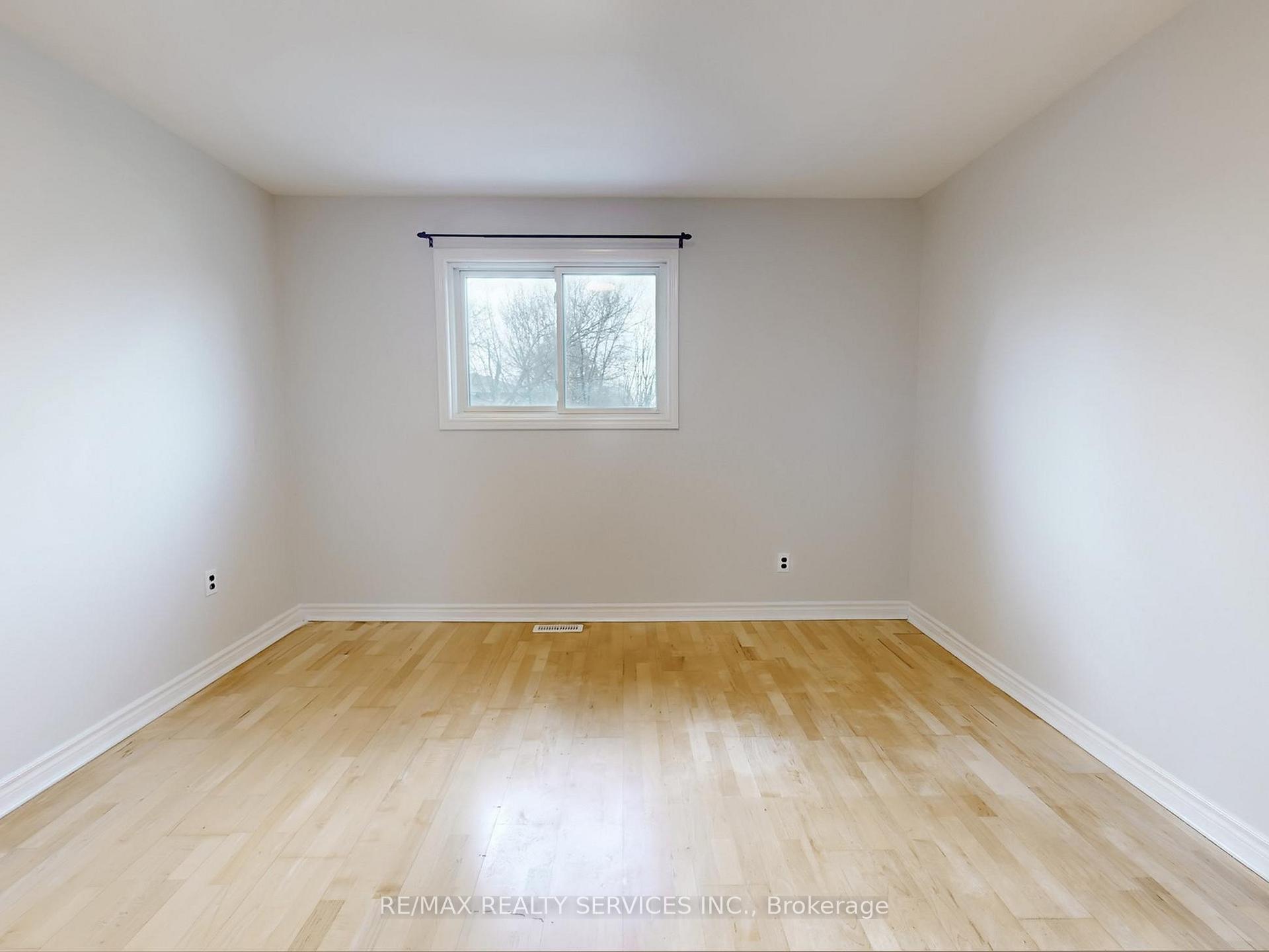 Photo 26 of 9 Glenridge Road, Brampton, Northgate — HOMEH