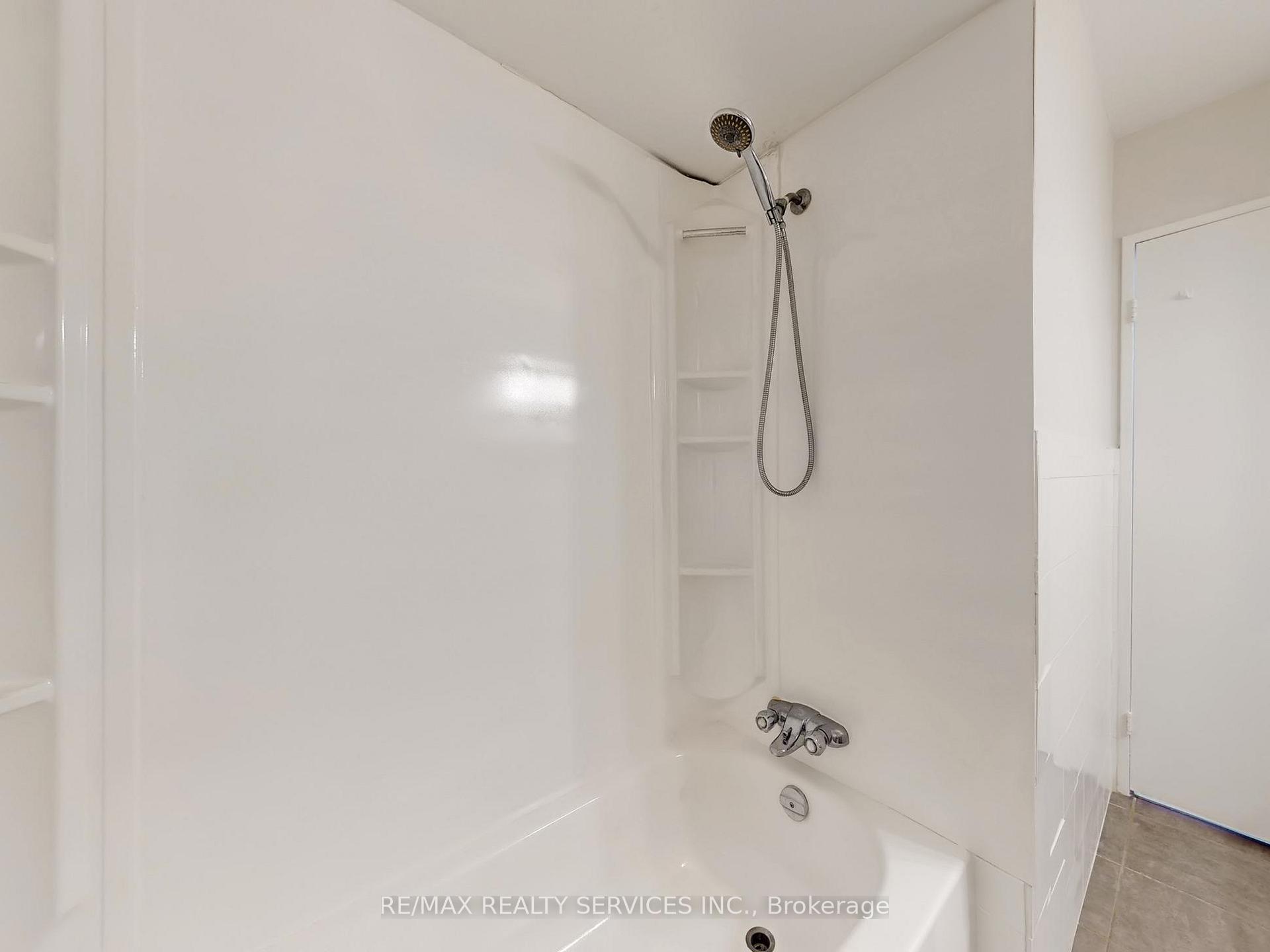 Photo 29 of 9 Glenridge Road, Brampton, Northgate — HOMEH