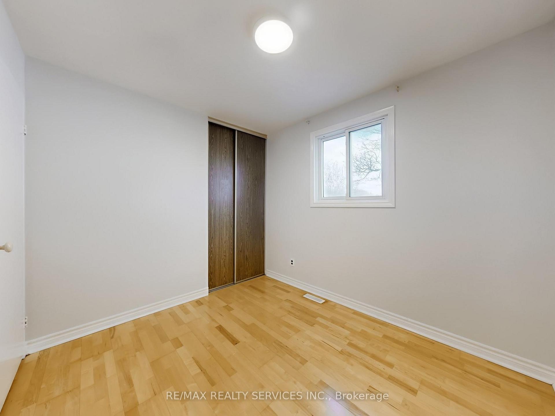 Photo 36 of 9 Glenridge Road, Brampton, Northgate — HOMEH