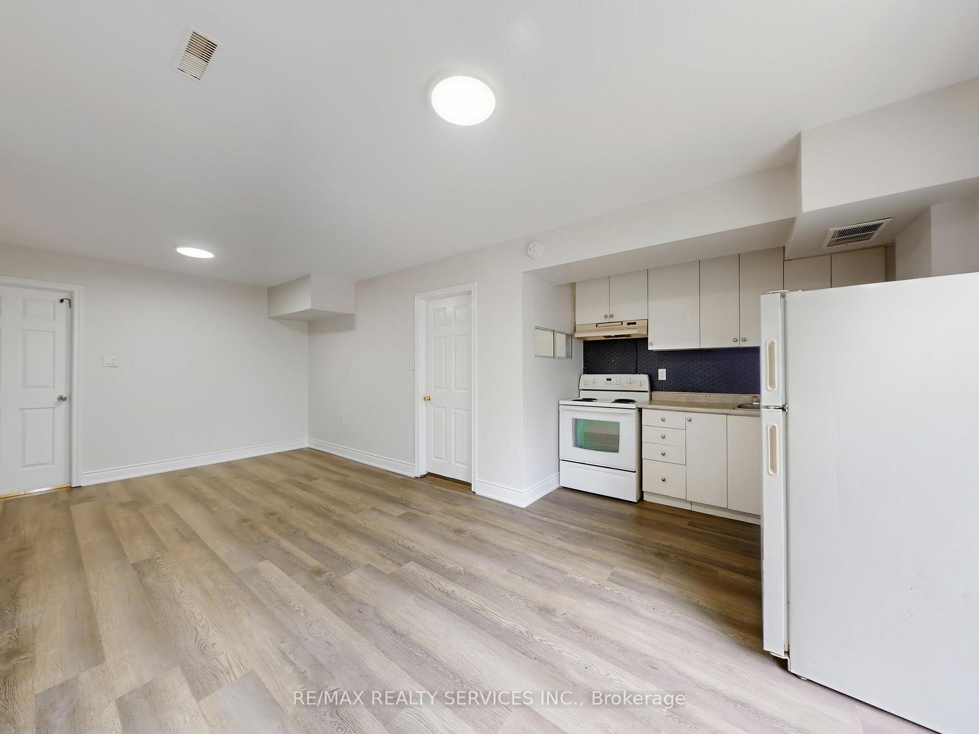 Photo 39 of 9 Glenridge Road, Brampton, Northgate — HOMEH