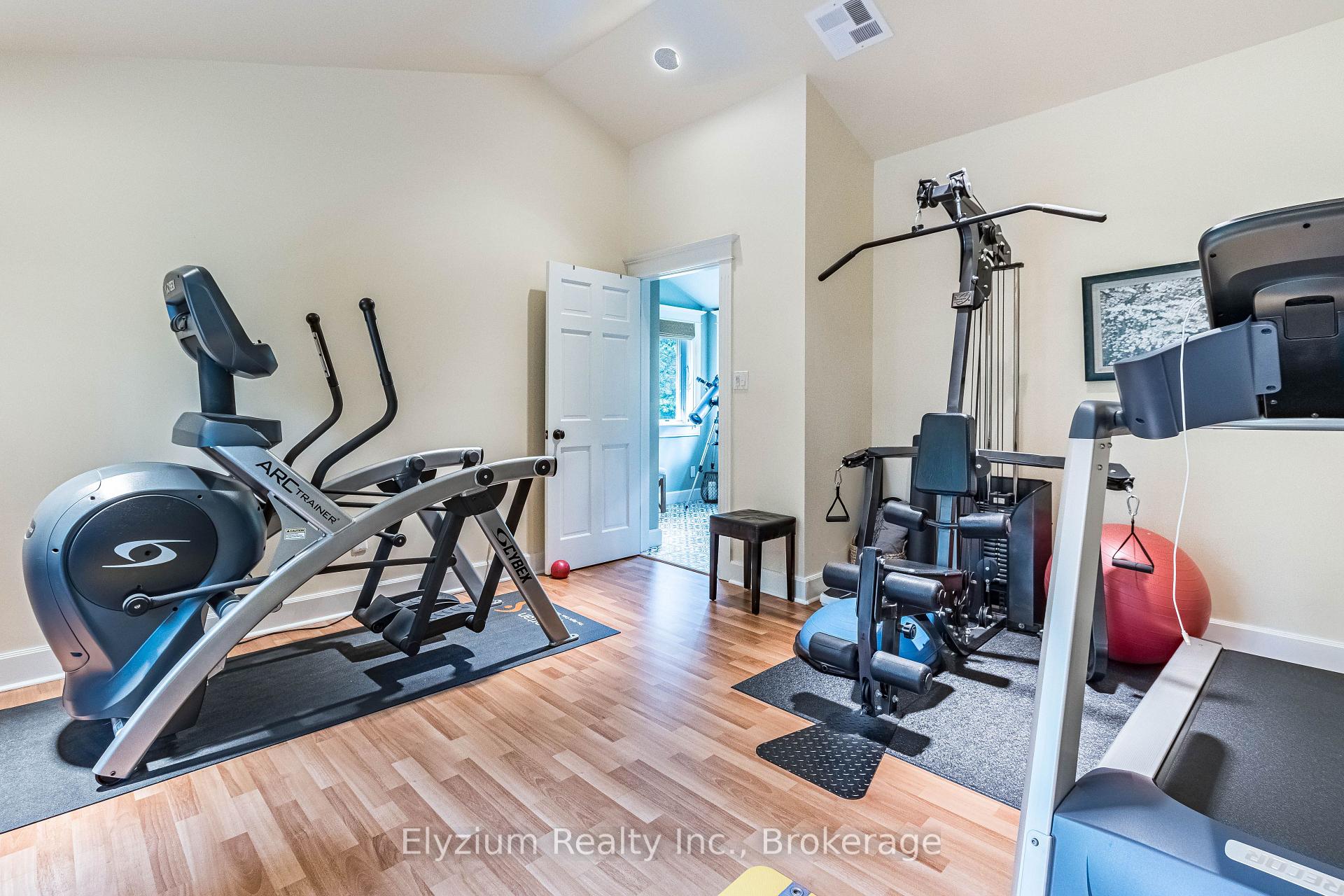 Photo 26 of 27 Cedar Drive, Caledon, Rural Caledon — HOMEH