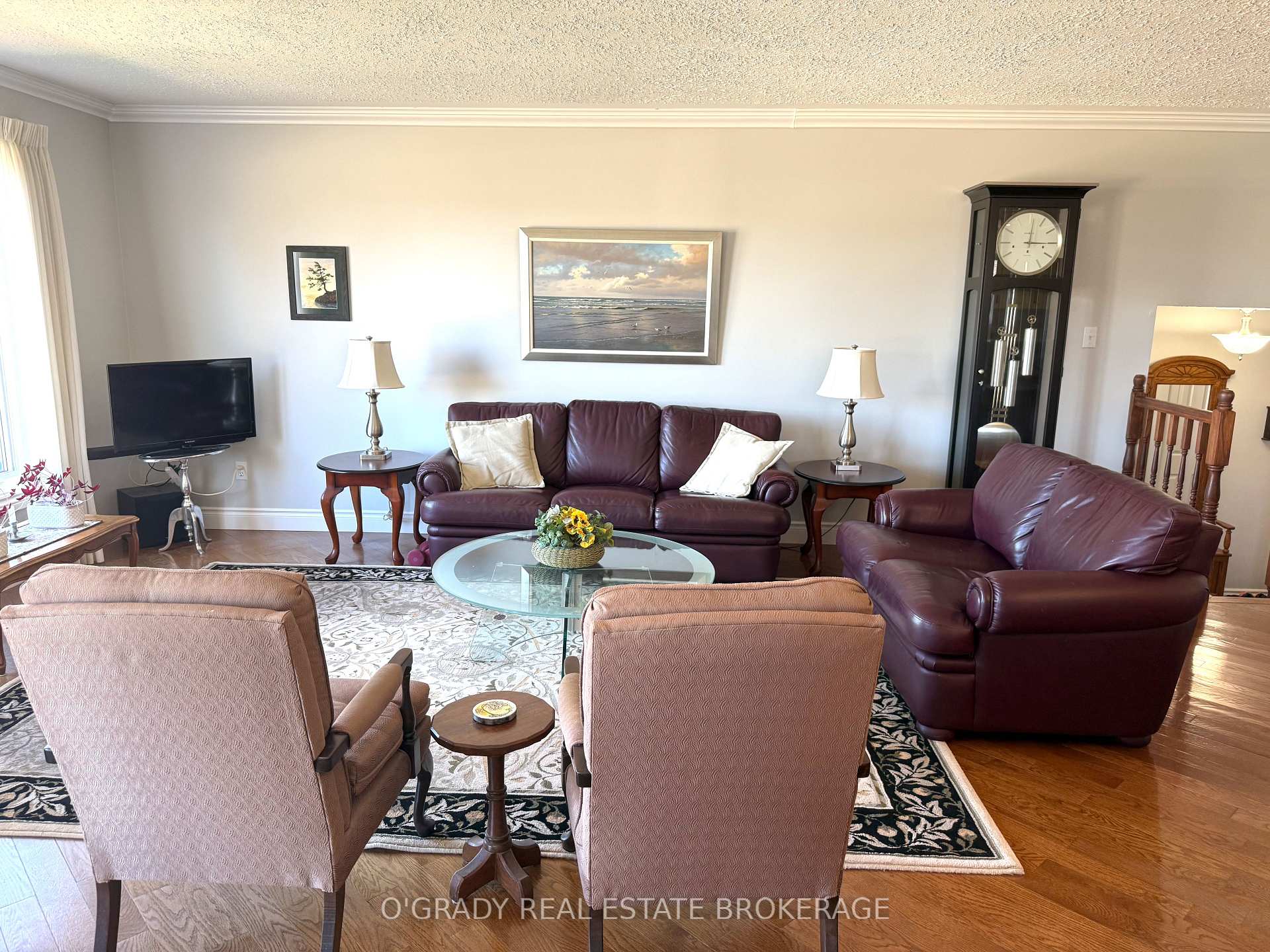 Photo 10 of 1442 Windsor Drive, Brockville, Brockville — HOMEH