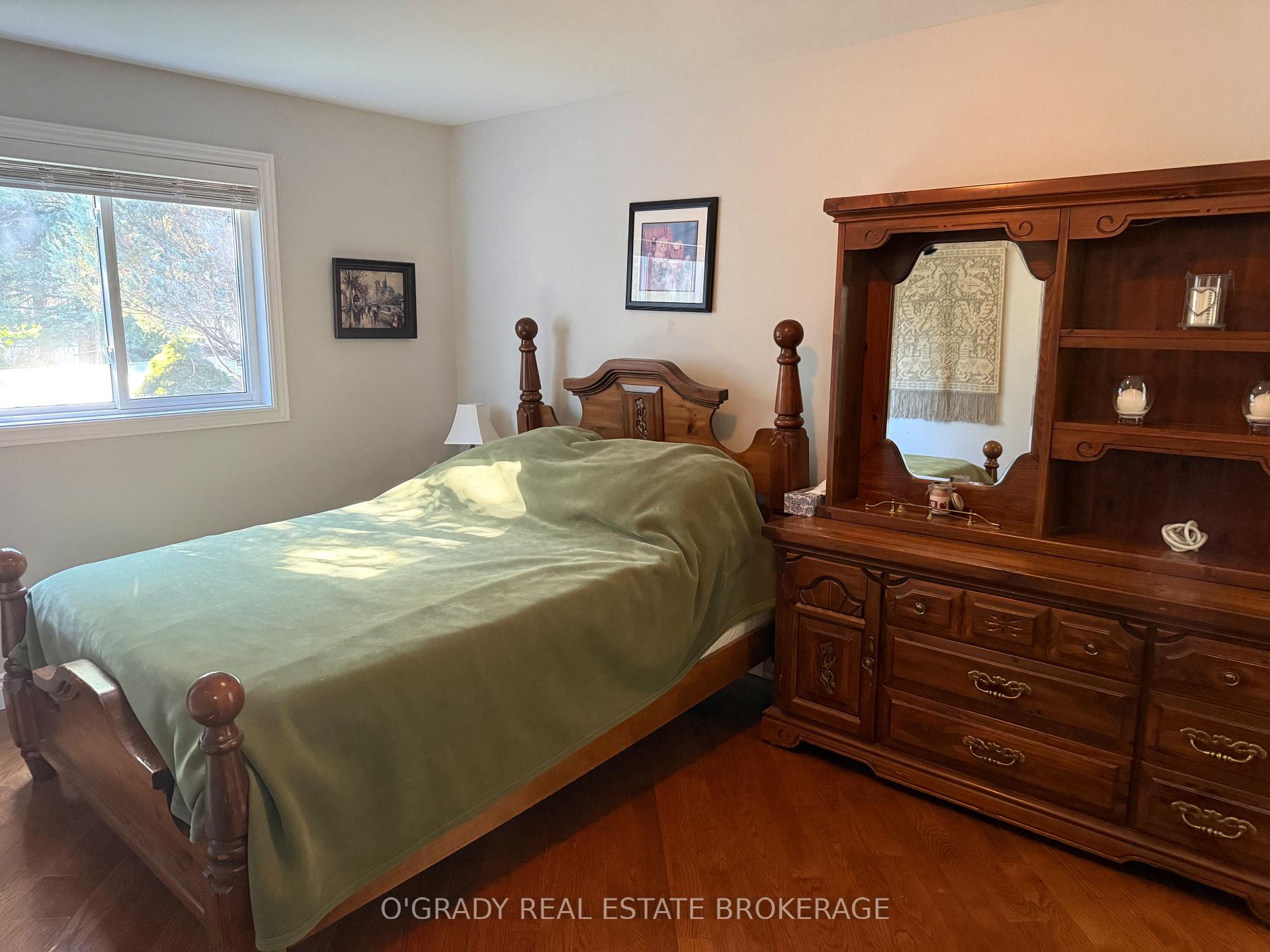 Photo 27 of 1442 Windsor Drive, Brockville, Brockville — HOMEH