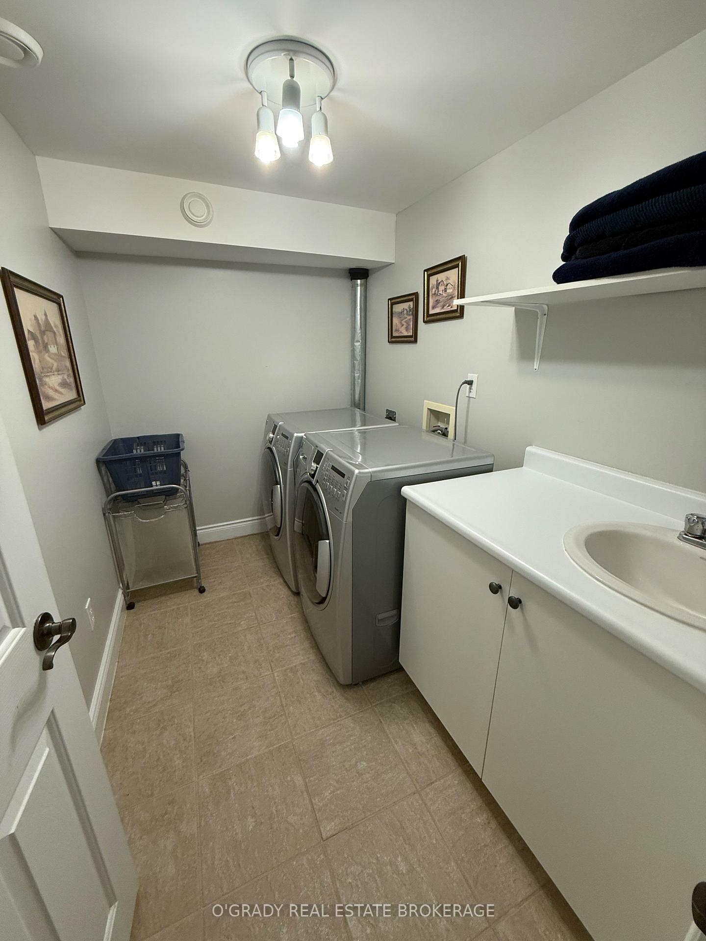 Photo 36 of 1442 Windsor Drive, Brockville, Brockville — HOMEH