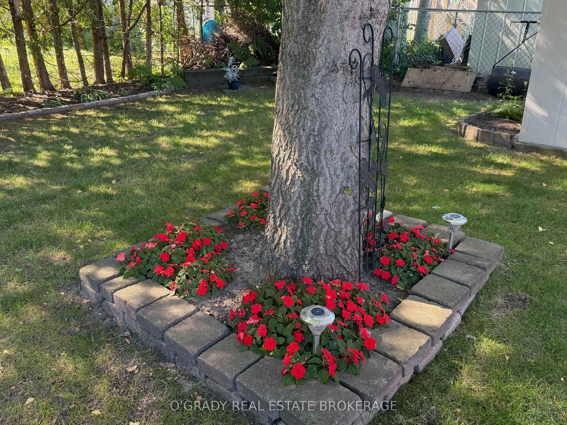 Photo 44 of 1442 Windsor Drive, Brockville, Brockville — HOMEH
