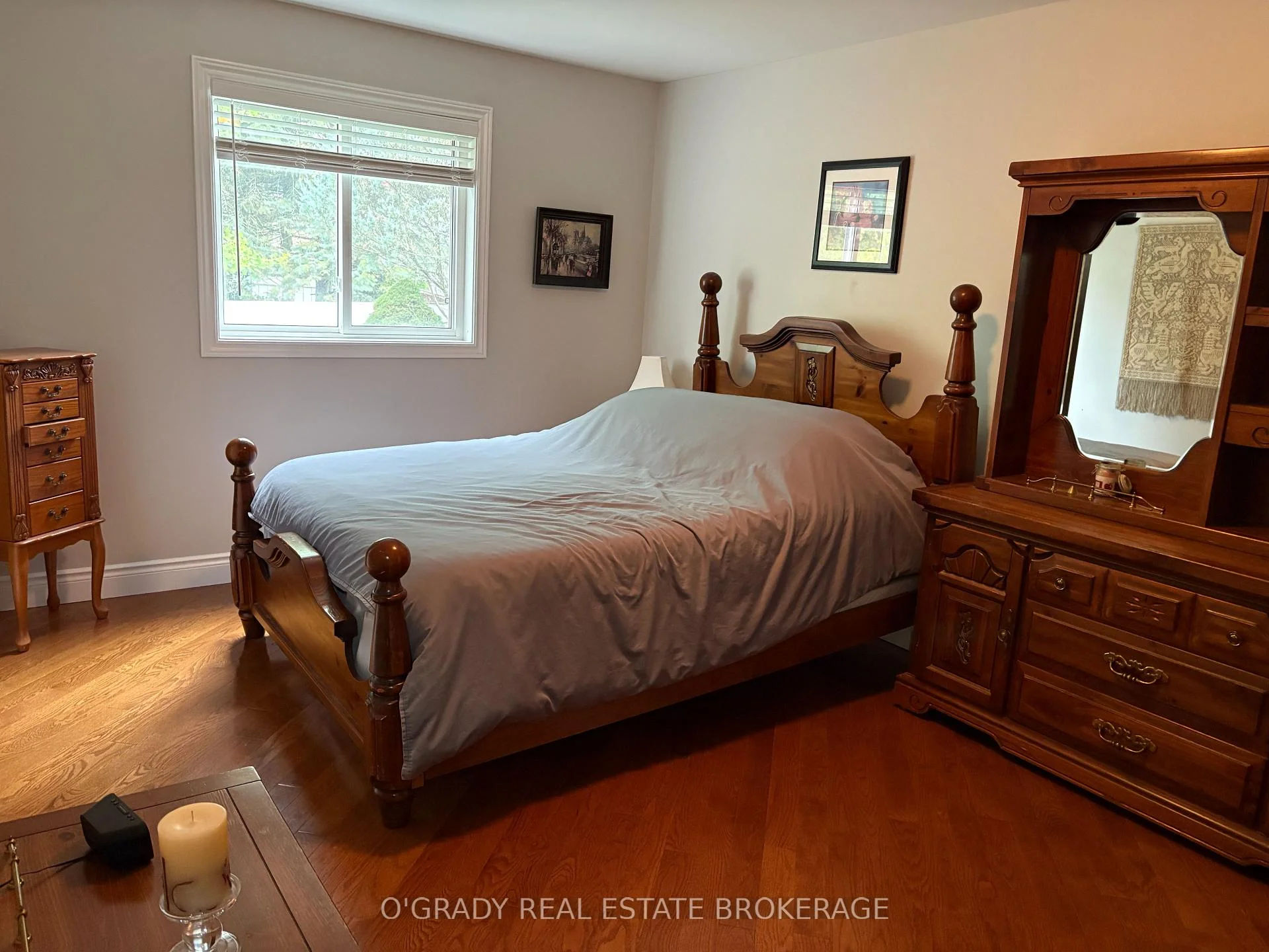 Photo 21 of 1442 Windsor Drive, Brockville, Brockville — HOMEH