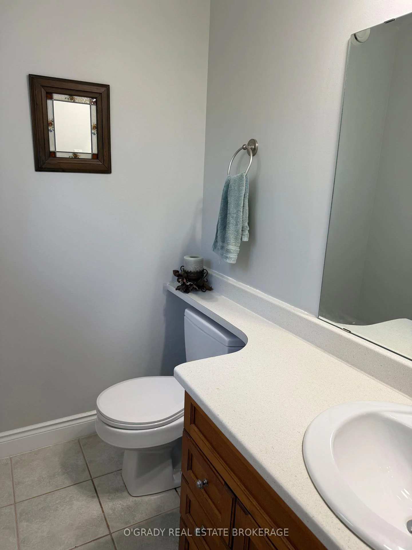 Photo 31 of 1442 Windsor Drive, Brockville, Brockville — HOMEH