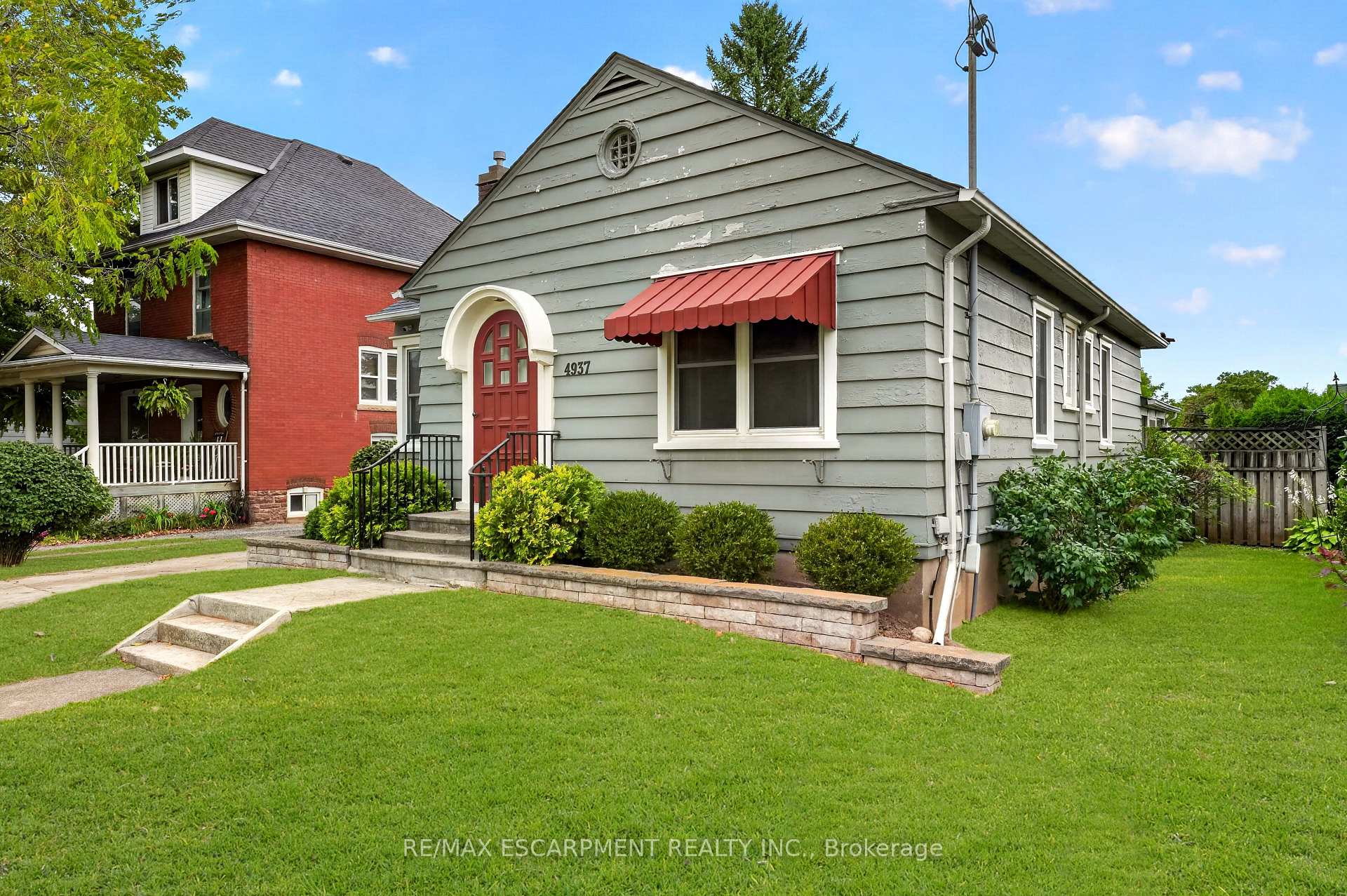 Photo 2 of 4937 King Street, Lincoln, Beamsville — HOMEH