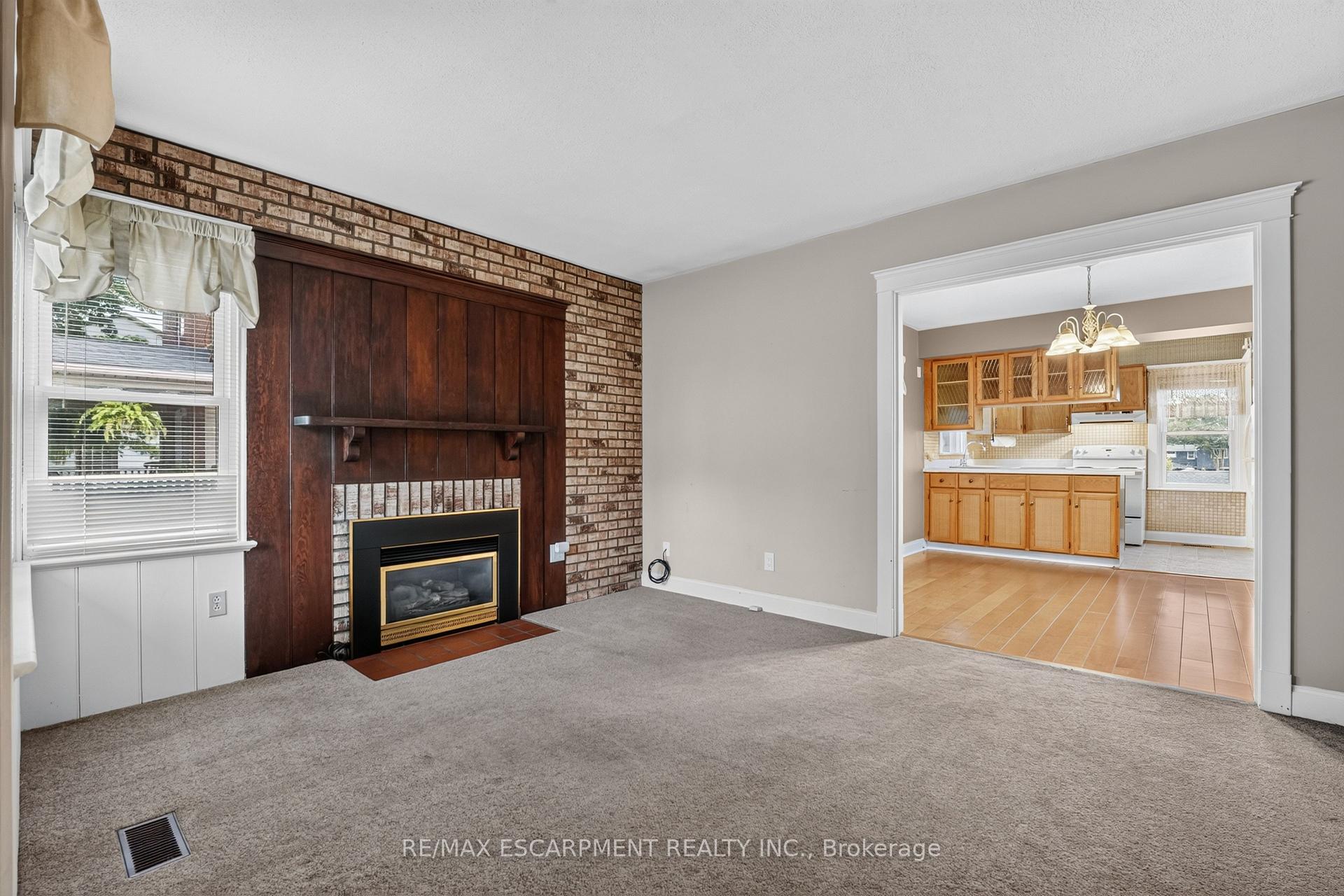Photo 6 of 4937 King Street, Lincoln, Beamsville — HOMEH