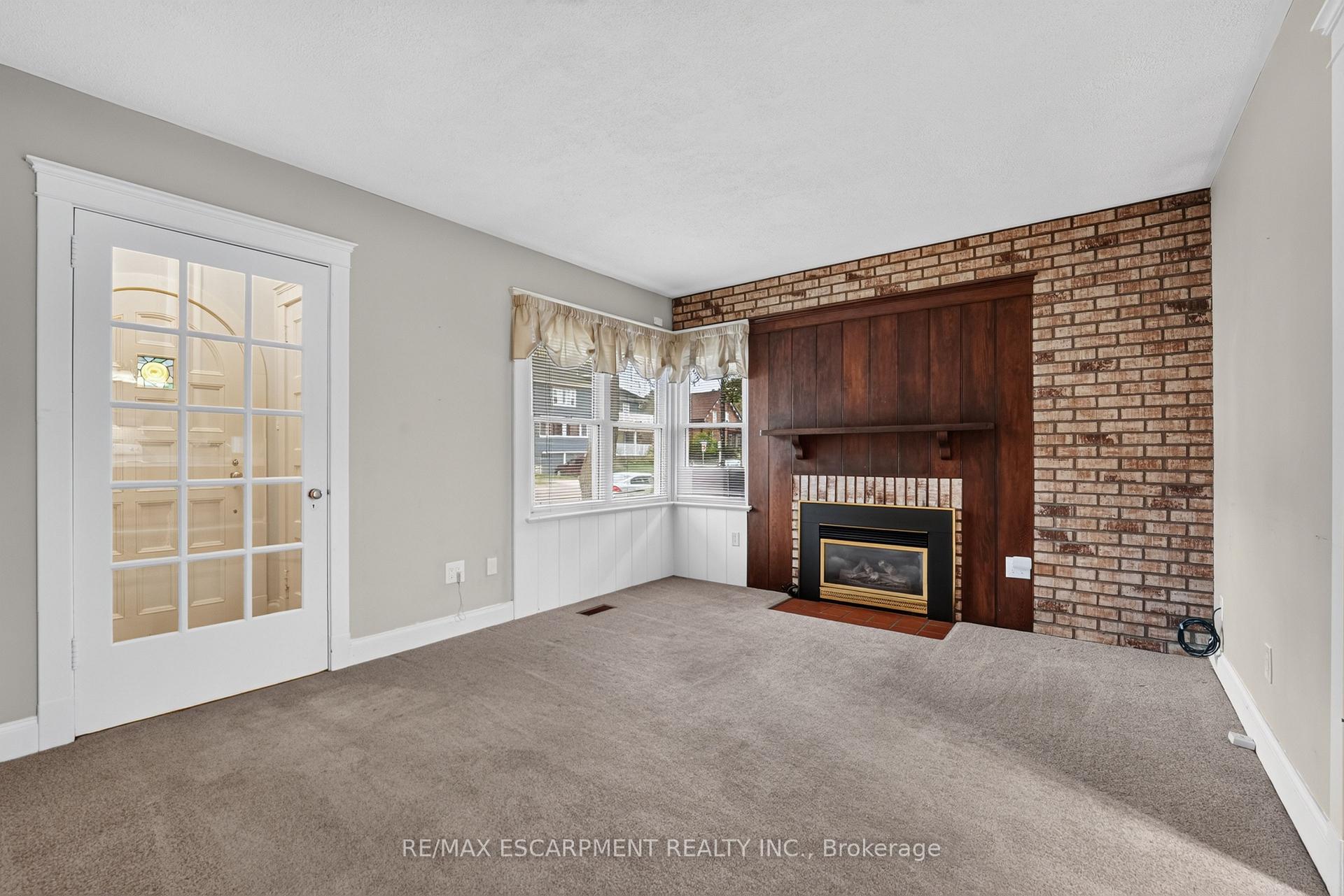 Photo 7 of 4937 King Street, Lincoln, Beamsville — HOMEH