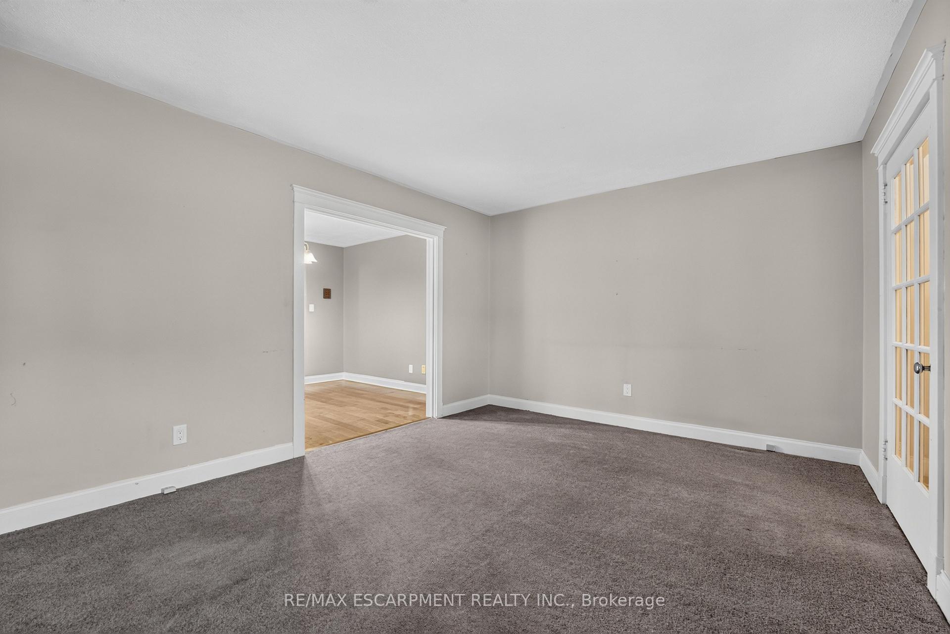 Photo 9 of 4937 King Street, Lincoln, Beamsville — HOMEH