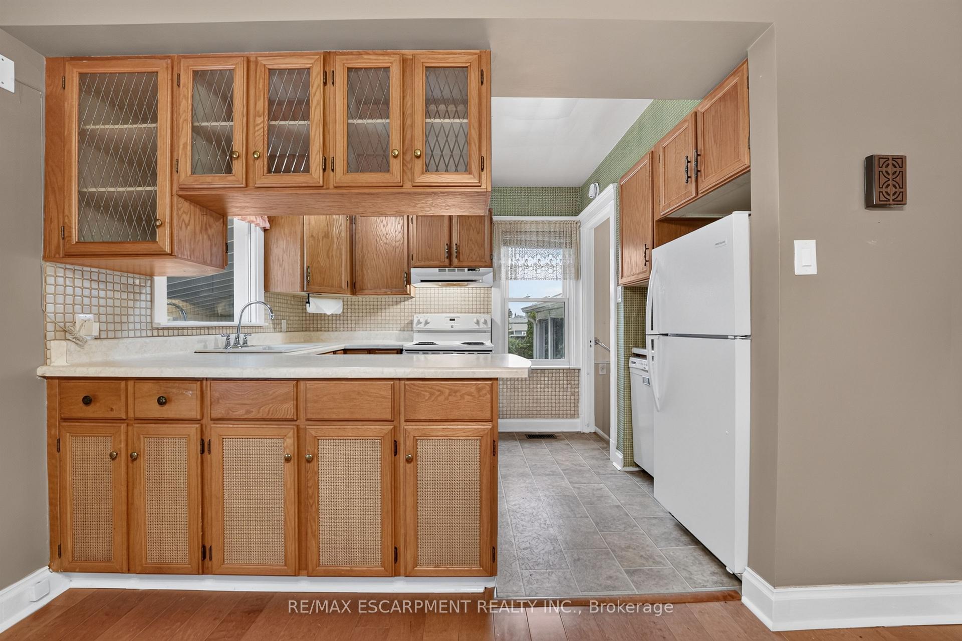 Photo 13 of 4937 King Street, Lincoln, Beamsville — HOMEH