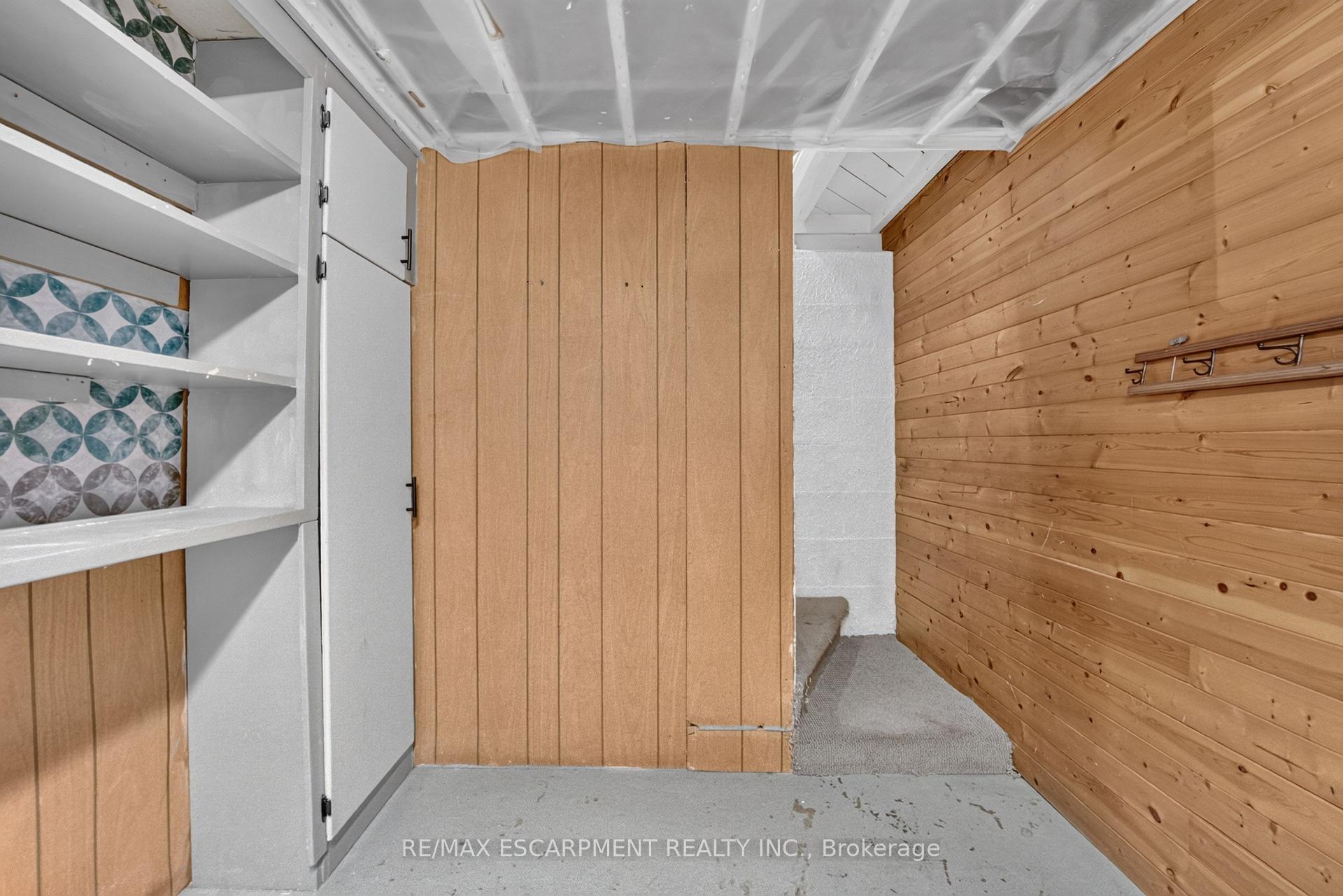 Photo 30 of 4937 King Street, Lincoln, Beamsville — HOMEH