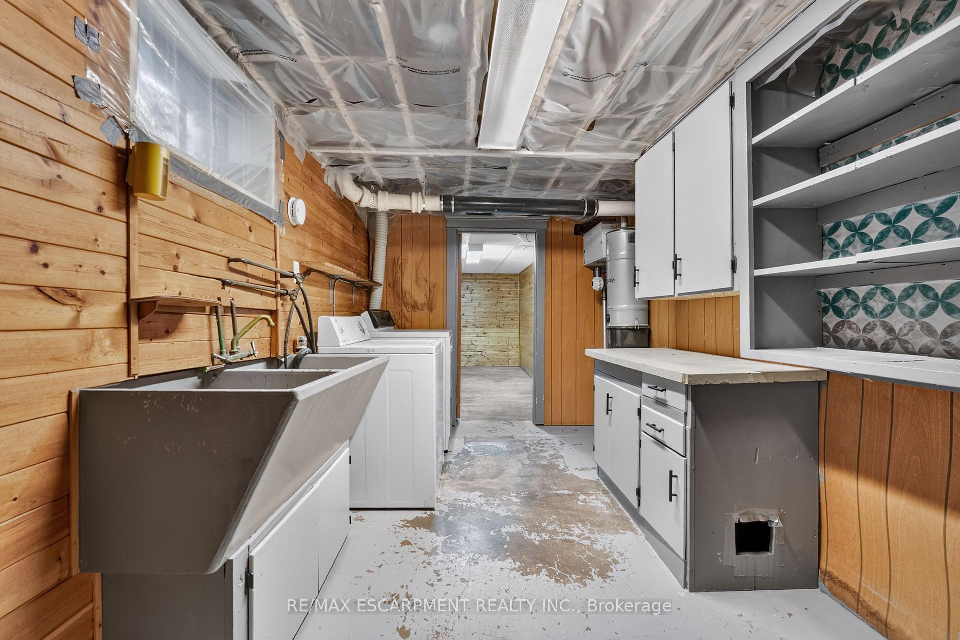Photo 32 of 4937 King Street, Lincoln, Beamsville — HOMEH