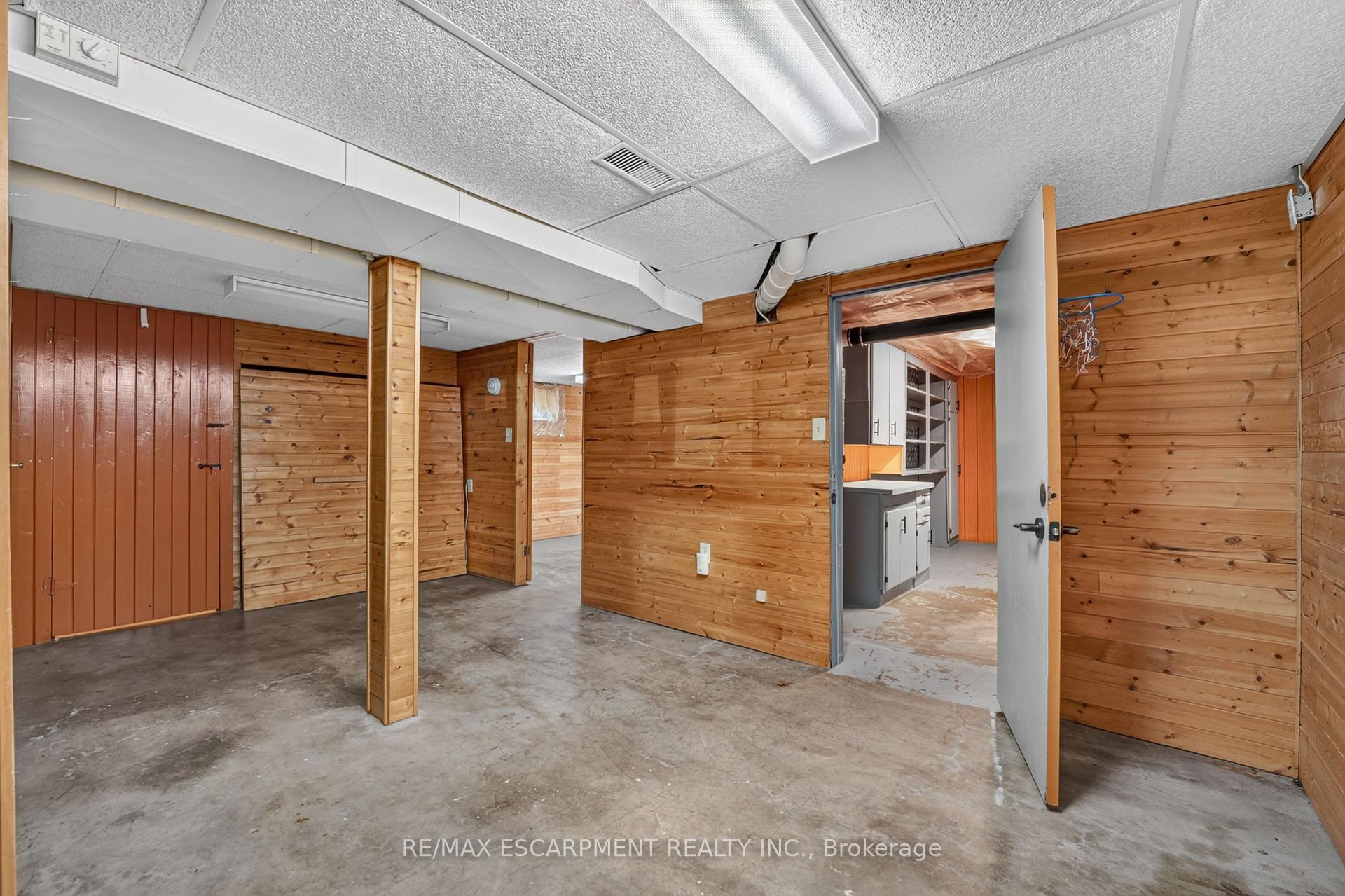 Photo 36 of 4937 King Street, Lincoln, Beamsville — HOMEH