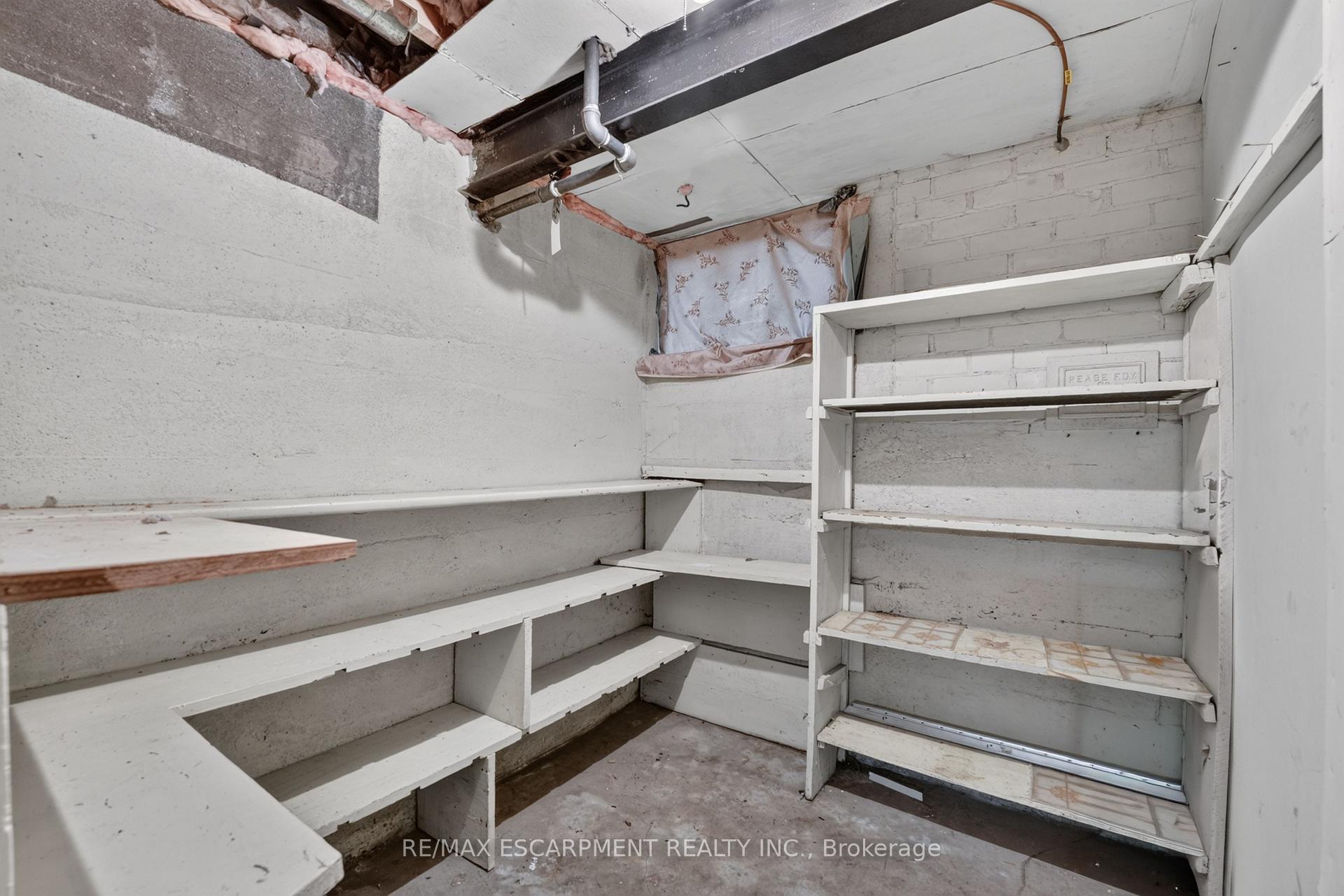 Photo 40 of 4937 King Street, Lincoln, Beamsville — HOMEH