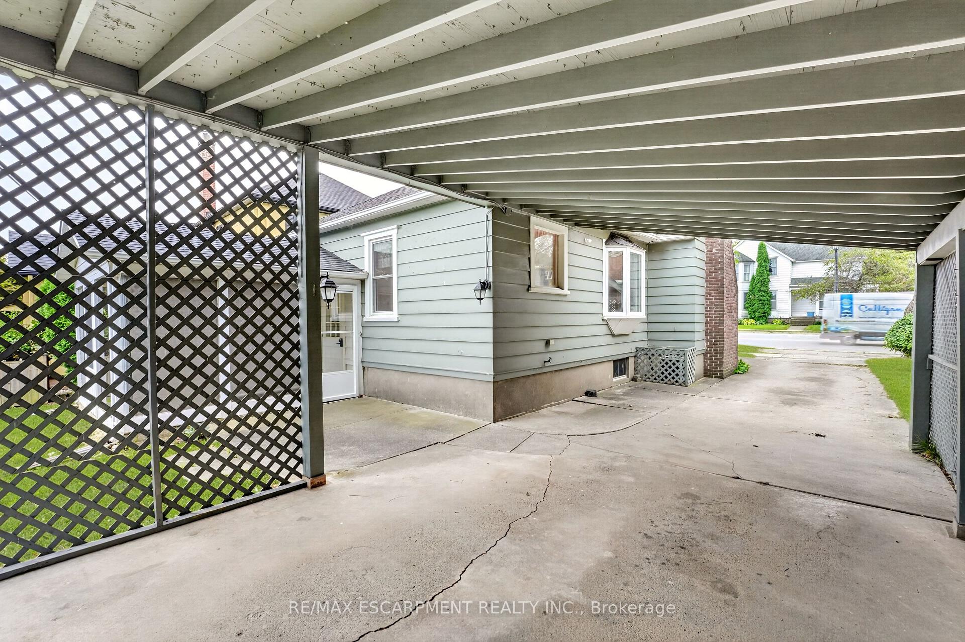 Photo 43 of 4937 King Street, Lincoln, Beamsville — HOMEH