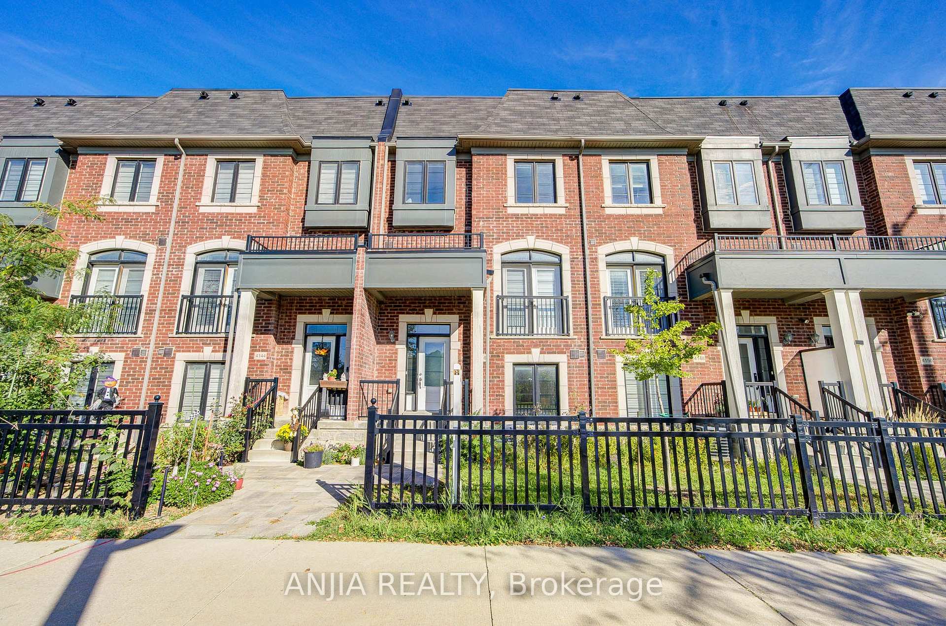 Photo 2 of 4146 Highway 7 Road E, Markham, Unionville — HOMEH