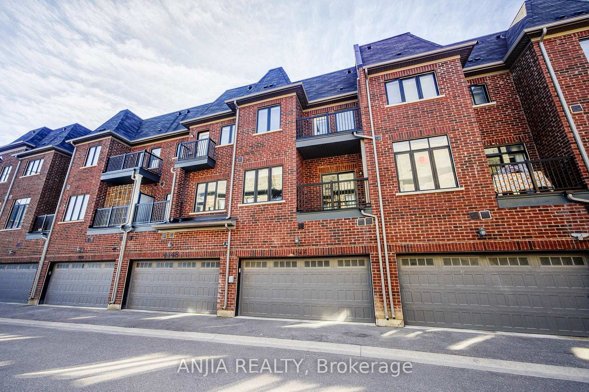 Photo 50 of 4146 Highway 7 Road E, Markham, Unionville — HOMEH