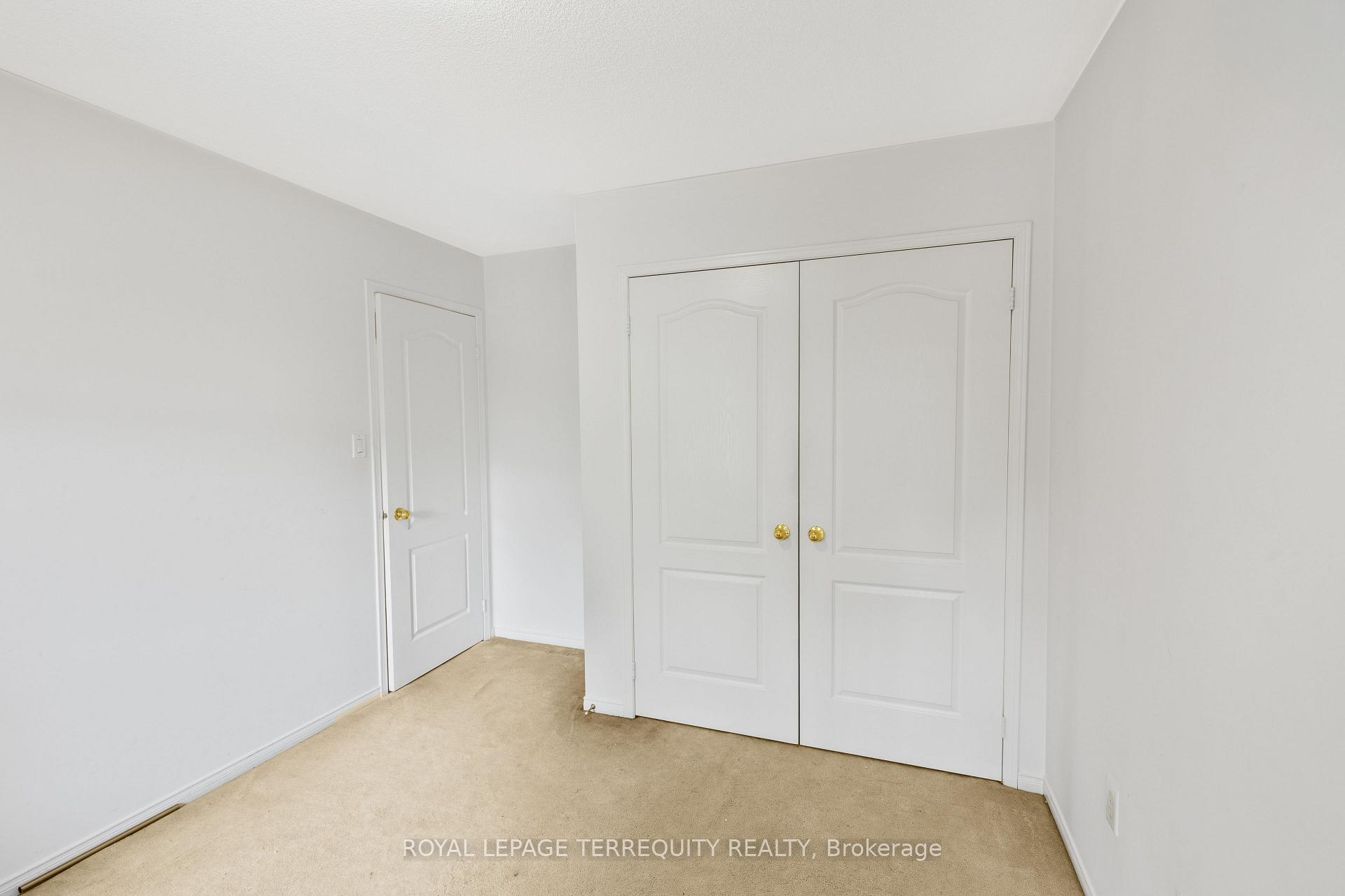 Photo 18 of 44 Thackery Drive, Ajax, Northeast Ajax — HOMEH