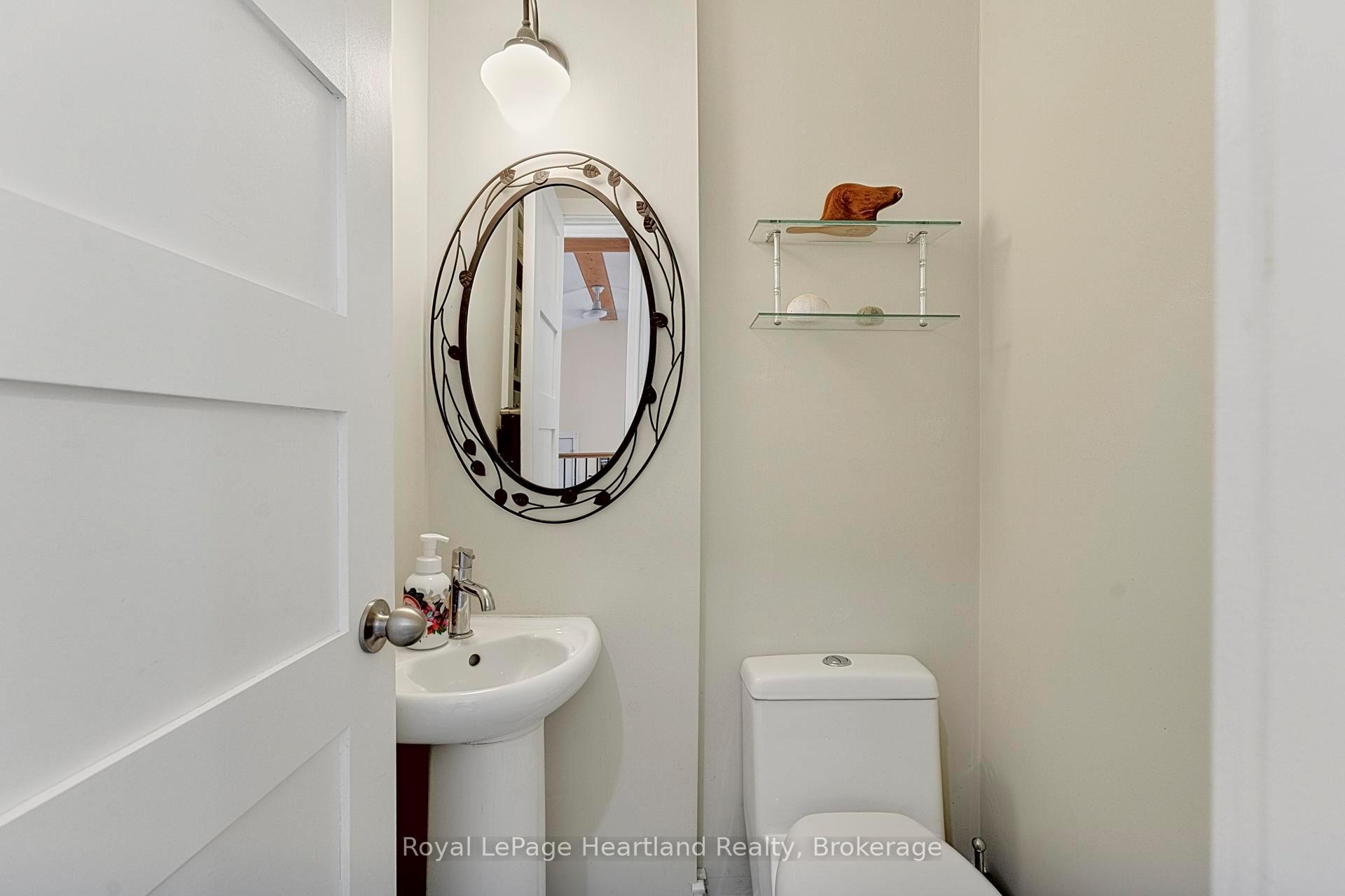 Photo 11 of 67 Elgin Avenue W, Goderich, Goderich (Town) — HOMEH