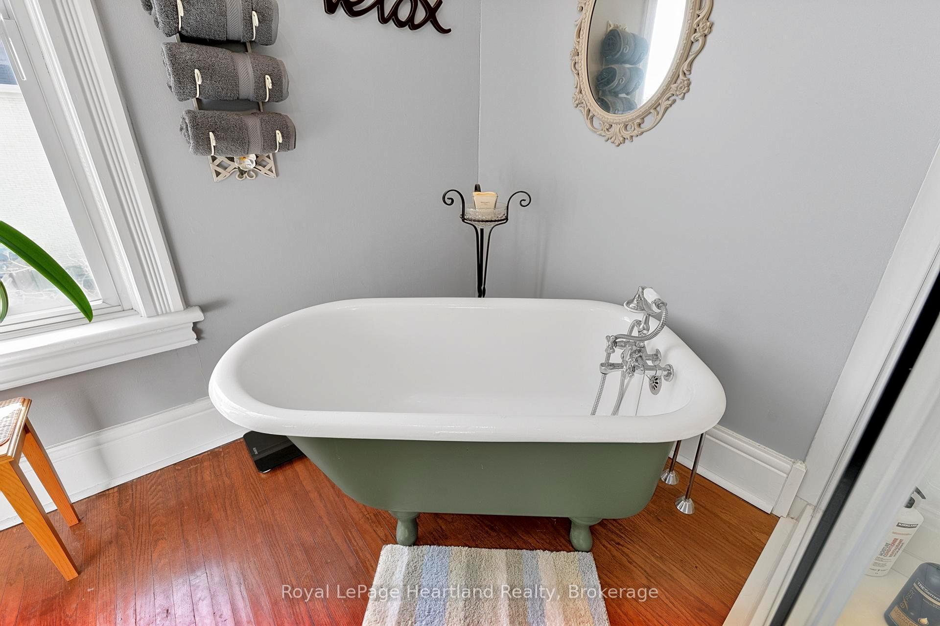 Photo 33 of 67 Elgin Avenue W, Goderich, Goderich (Town) — HOMEH