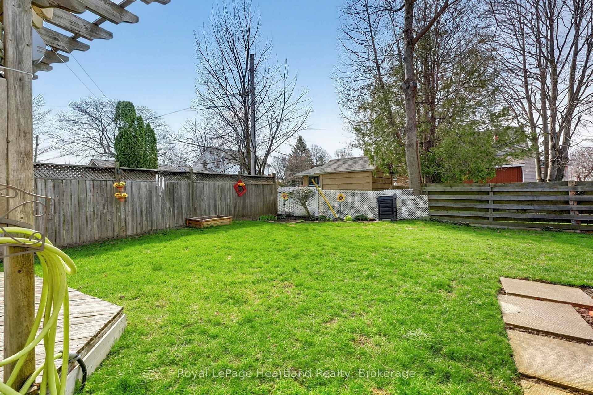 Photo 41 of 67 Elgin Avenue W, Goderich, Goderich (Town) — HOMEH