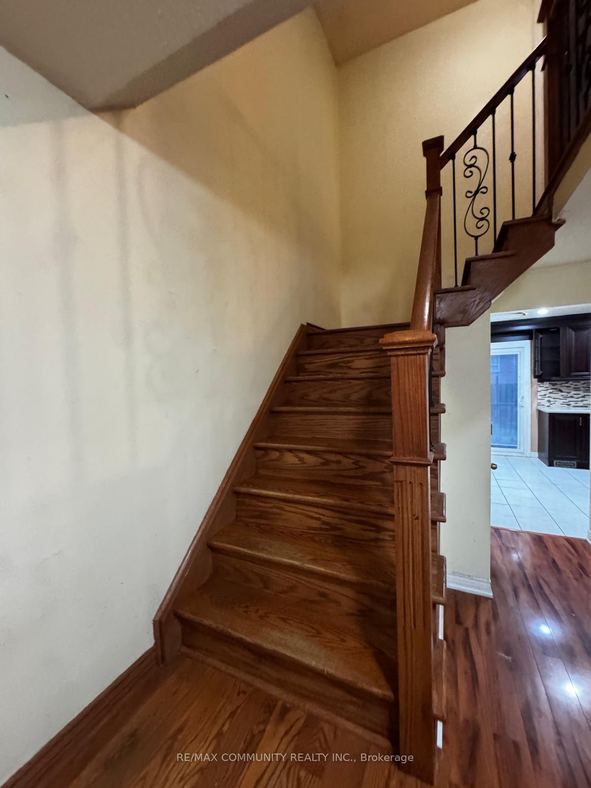 Photo 8 of Unit Upper, 56 Overlord Crescent, Scarborough, Malvern — HOMEH