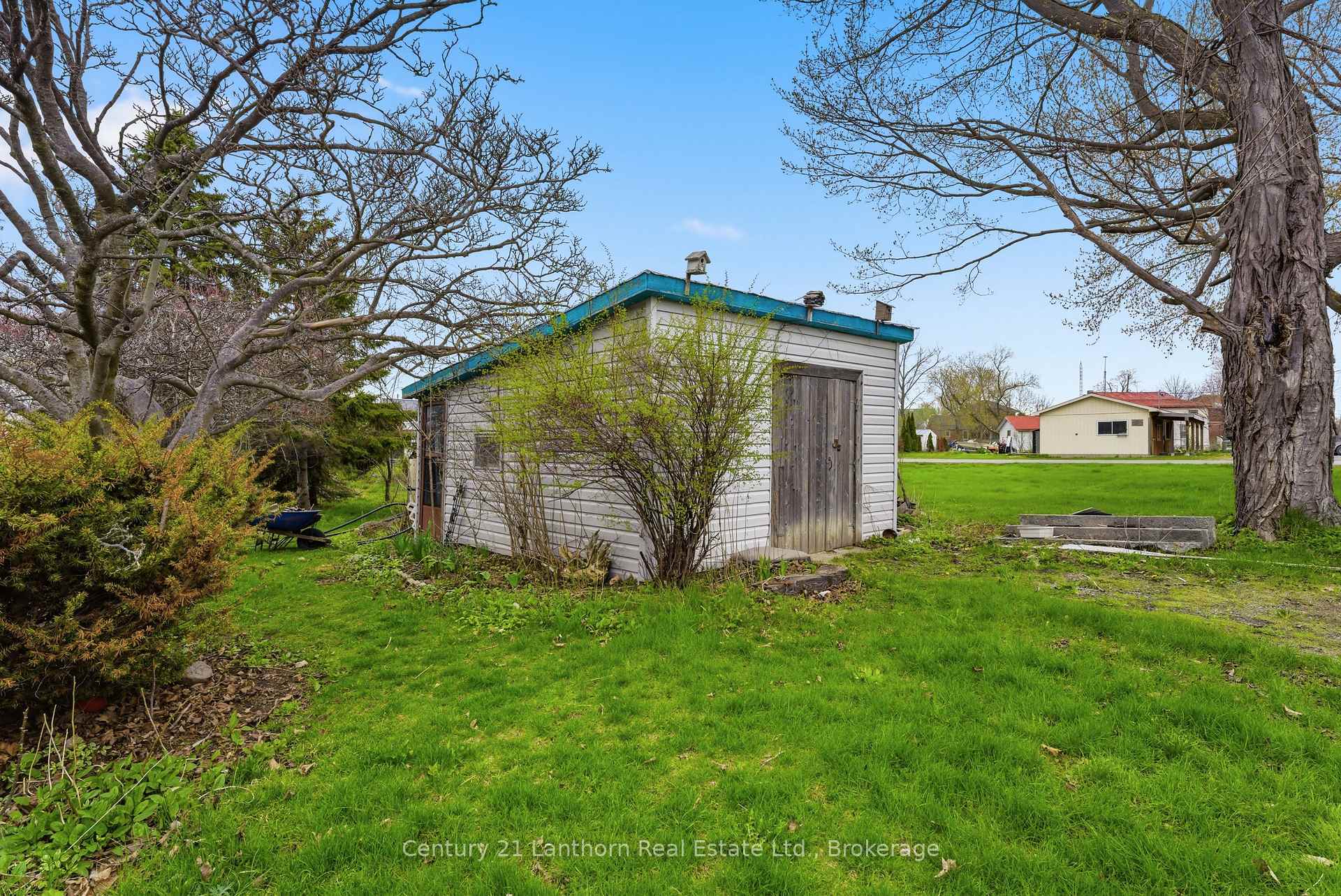 Photo 44 of 16 Store Street, Prince Edward County, Hillier Ward — HOMEH