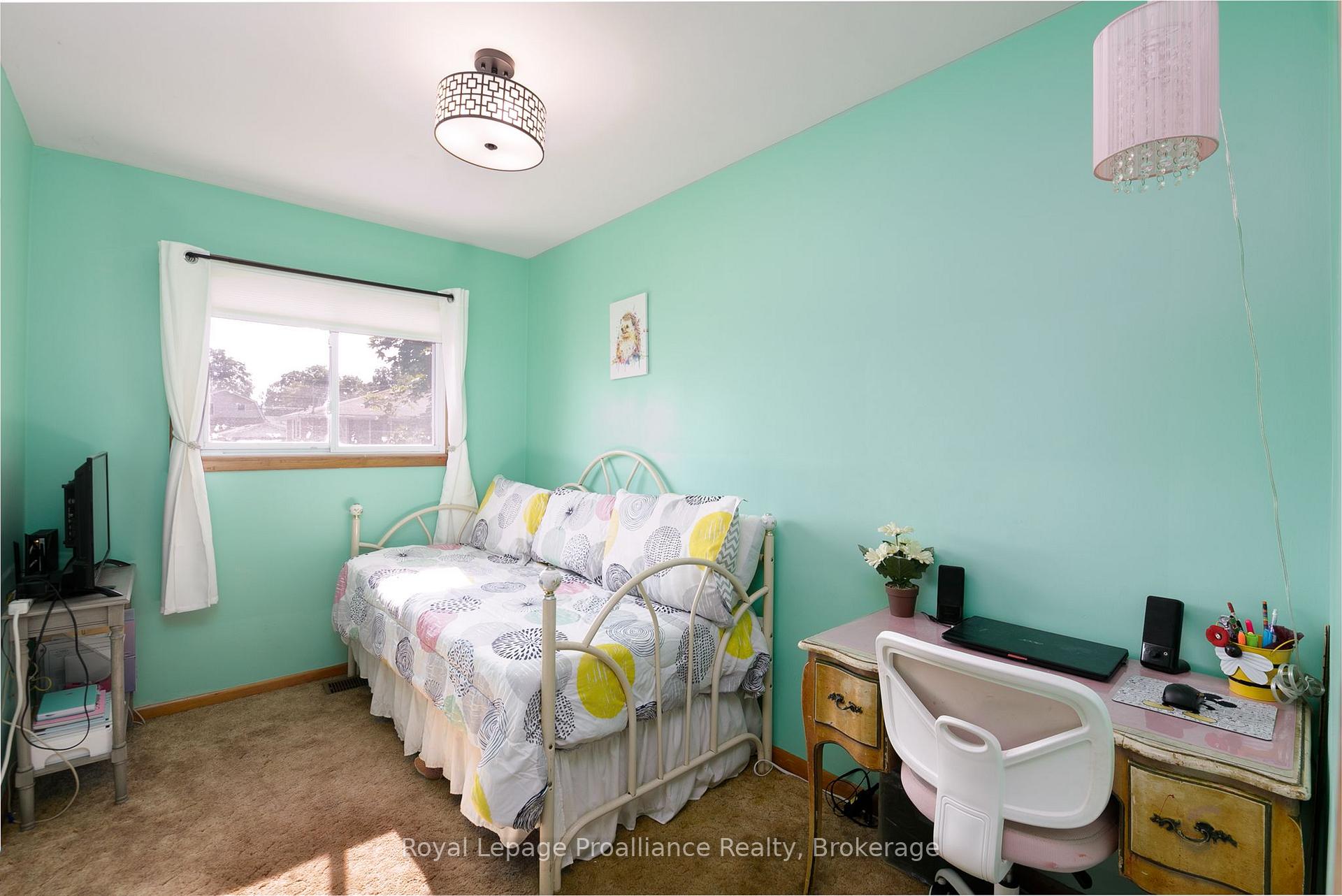 Photo 10 of 26 James Street, Quinte West, Trenton Ward — HOMEH