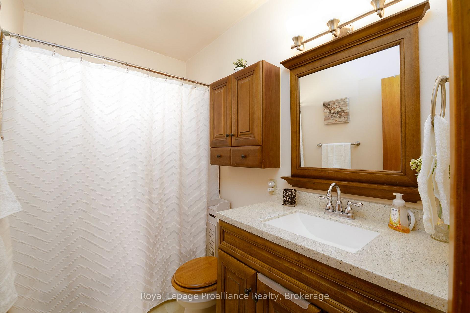 Photo 11 of 26 James Street, Quinte West, Trenton Ward — HOMEH