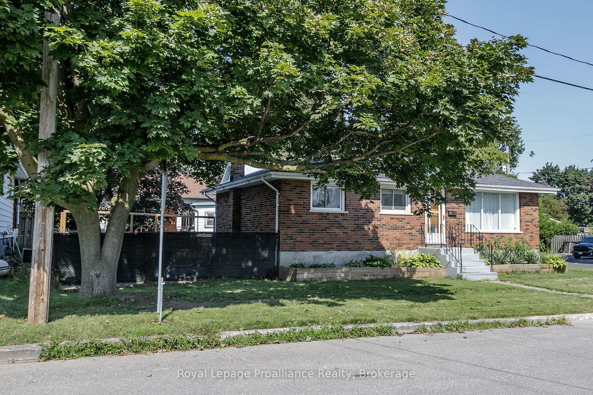 Photo 22 of 26 James Street, Quinte West, Trenton Ward — HOMEH