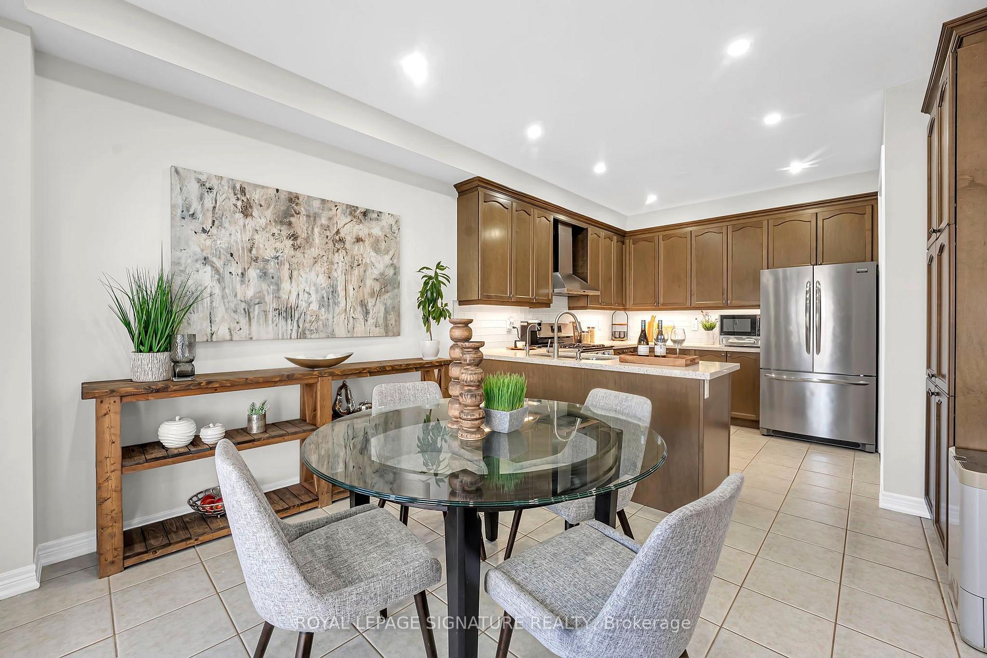 Photo 12 of 23 Arrowpoint Drive, Brampton, Credit Valley — HOMEH