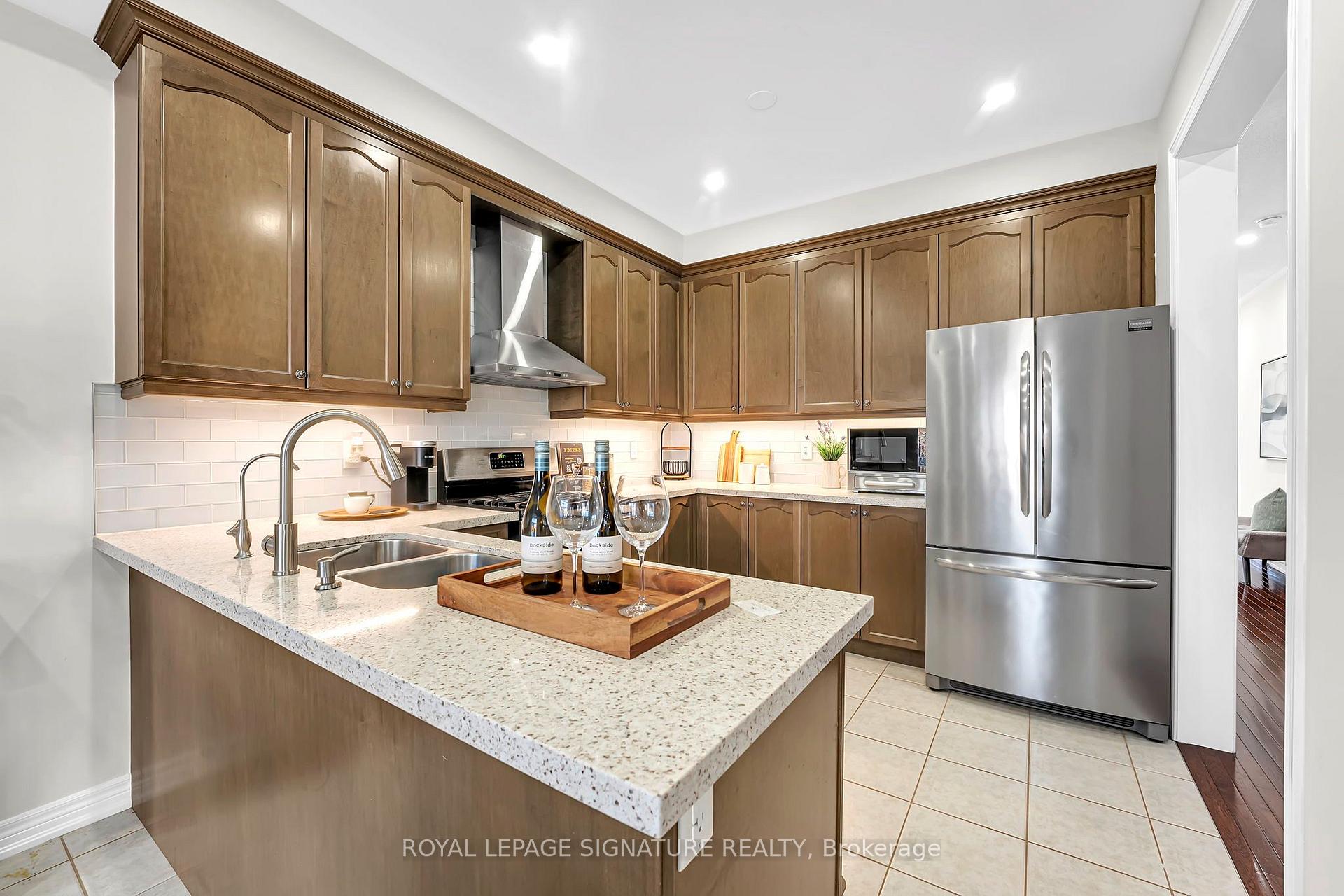 Photo 13 of 23 Arrowpoint Drive, Brampton, Credit Valley — HOMEH