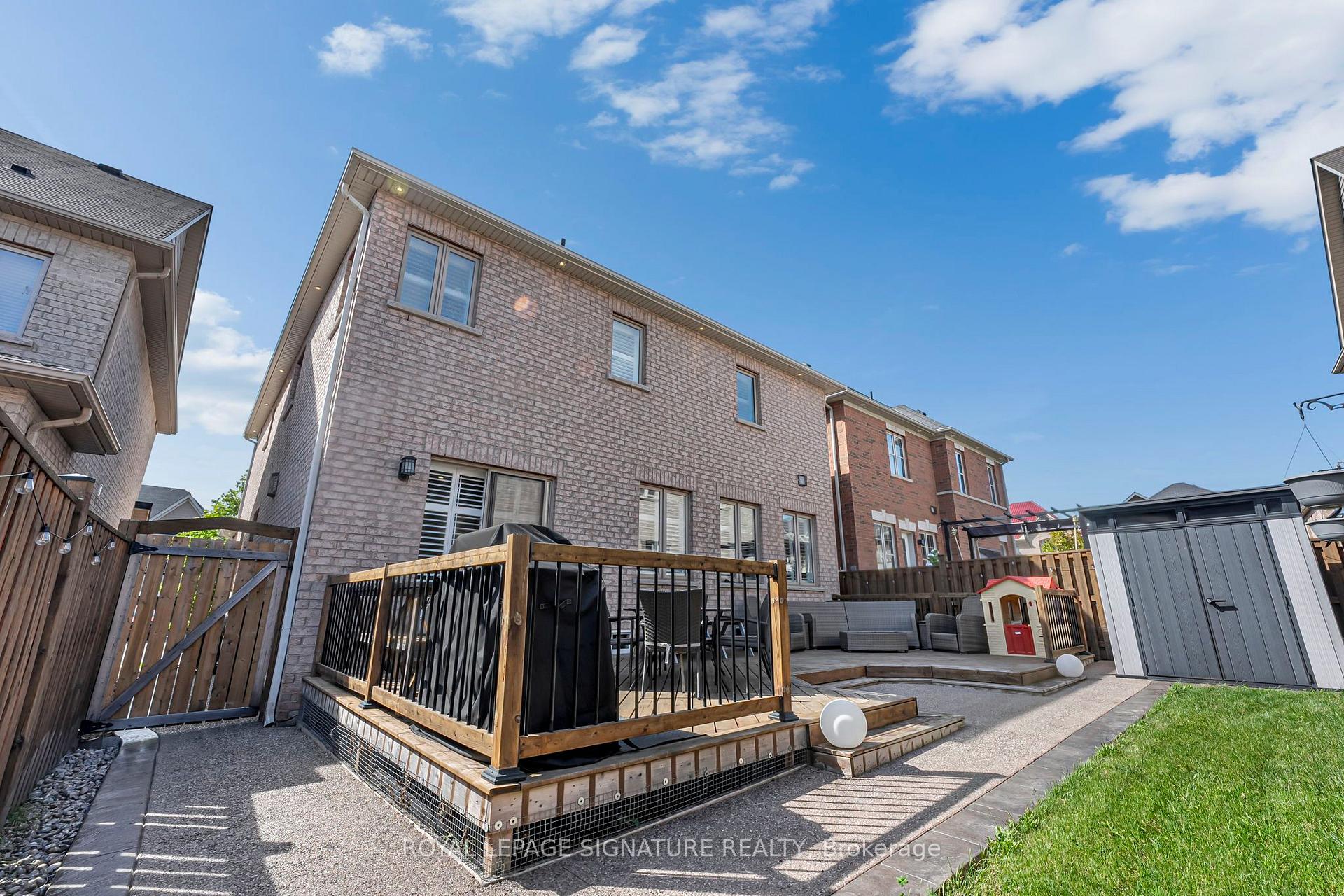Photo 18 of 23 Arrowpoint Drive, Brampton, Credit Valley — HOMEH