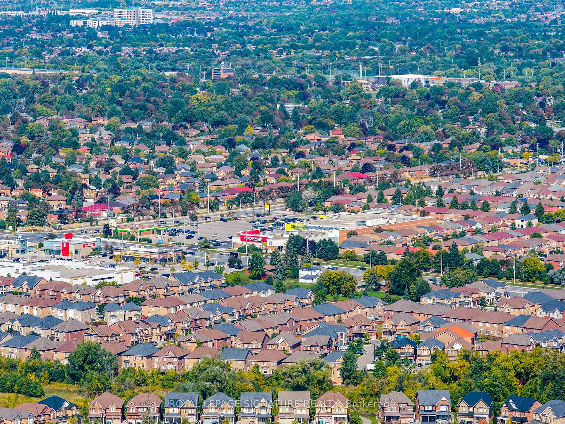 Photo 45 of 23 Arrowpoint Drive, Brampton, Credit Valley — HOMEH