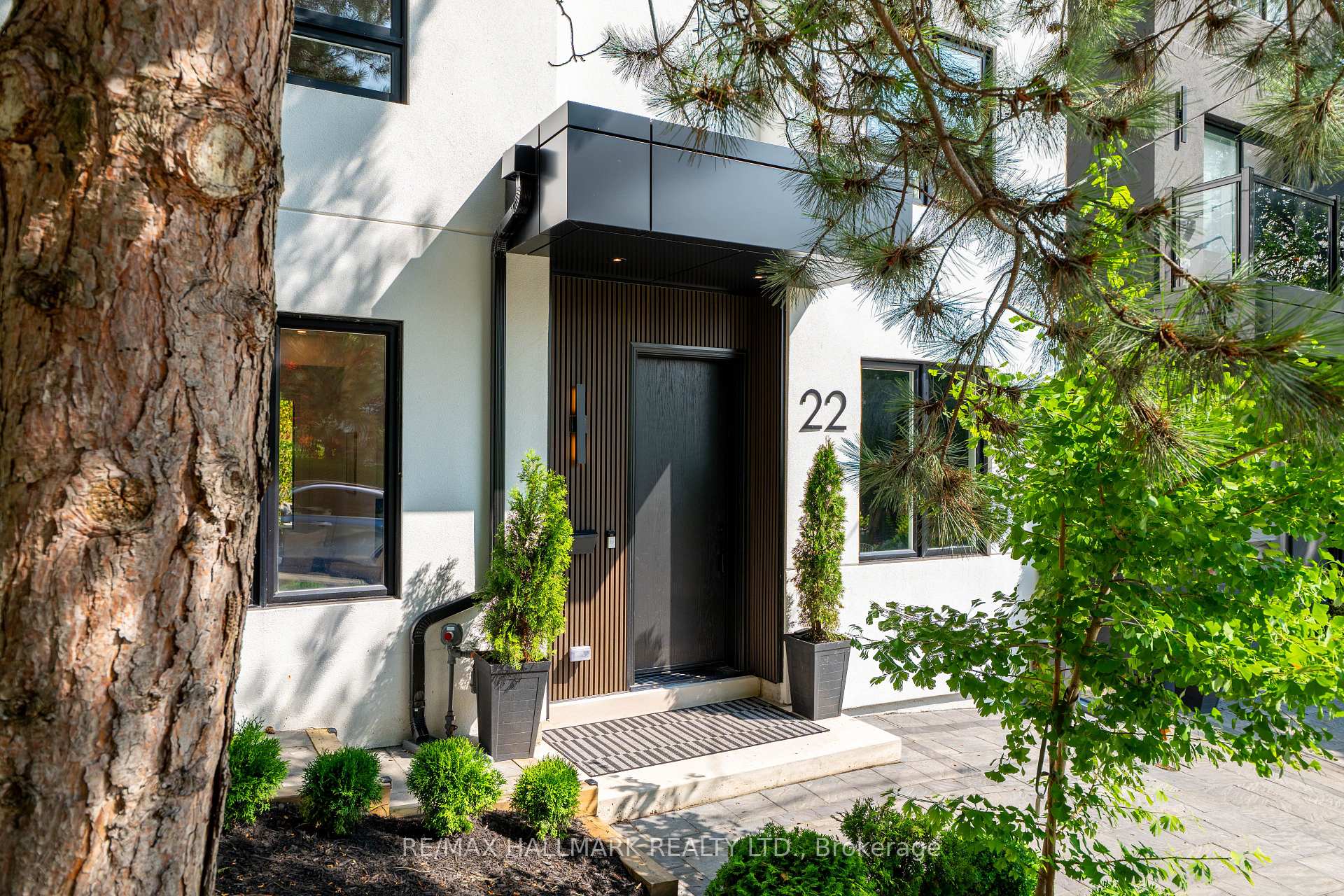 Photo 2 of 22 Harriet Street, Toronto, South Riverdale — HOMEH