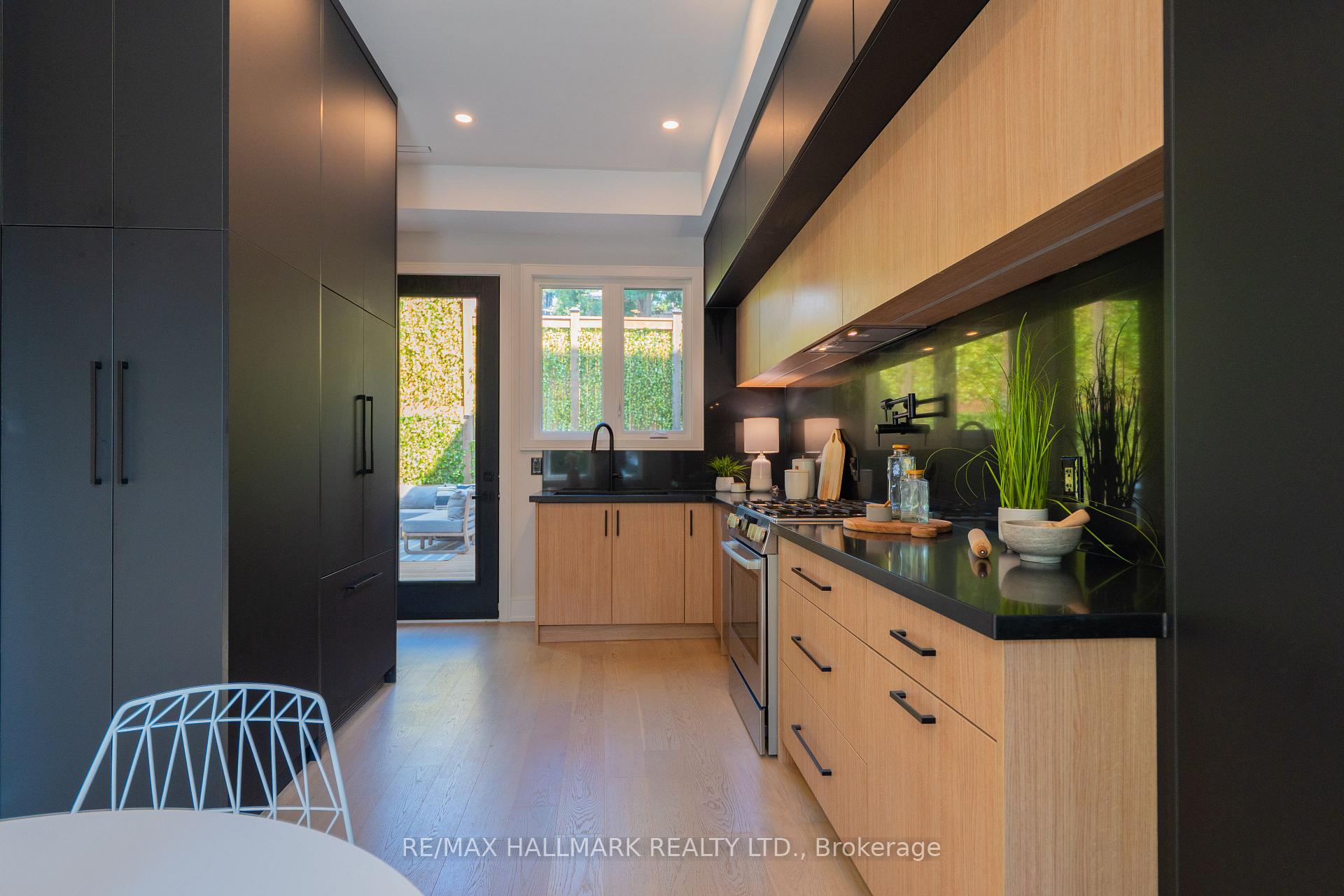 Photo 9 of 22 Harriet Street, Toronto, South Riverdale — HOMEH