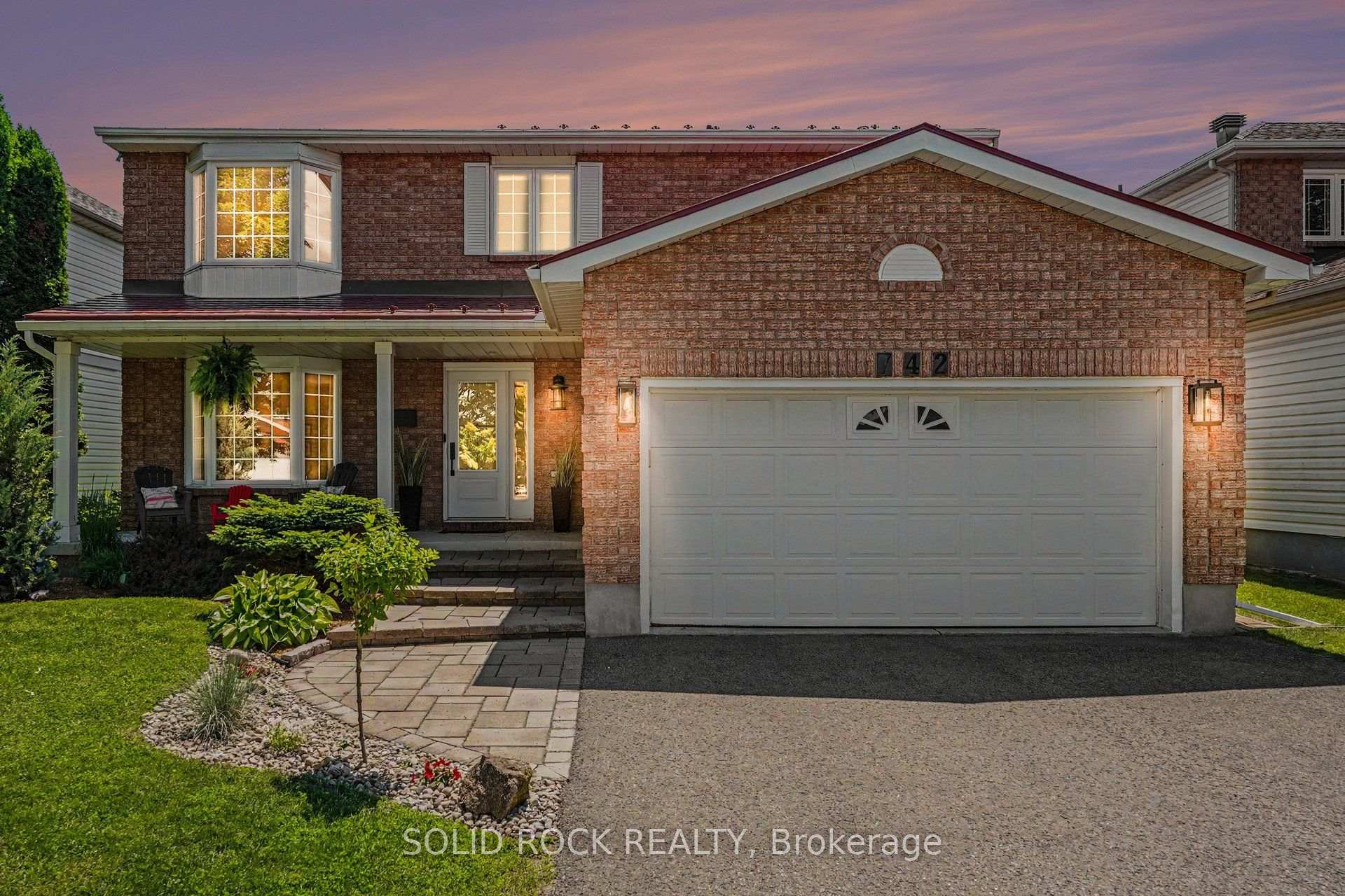 Photo 4 of 742 Merkley Drive, Ottawa, Fallingbrook/Pineridge — HOMEH